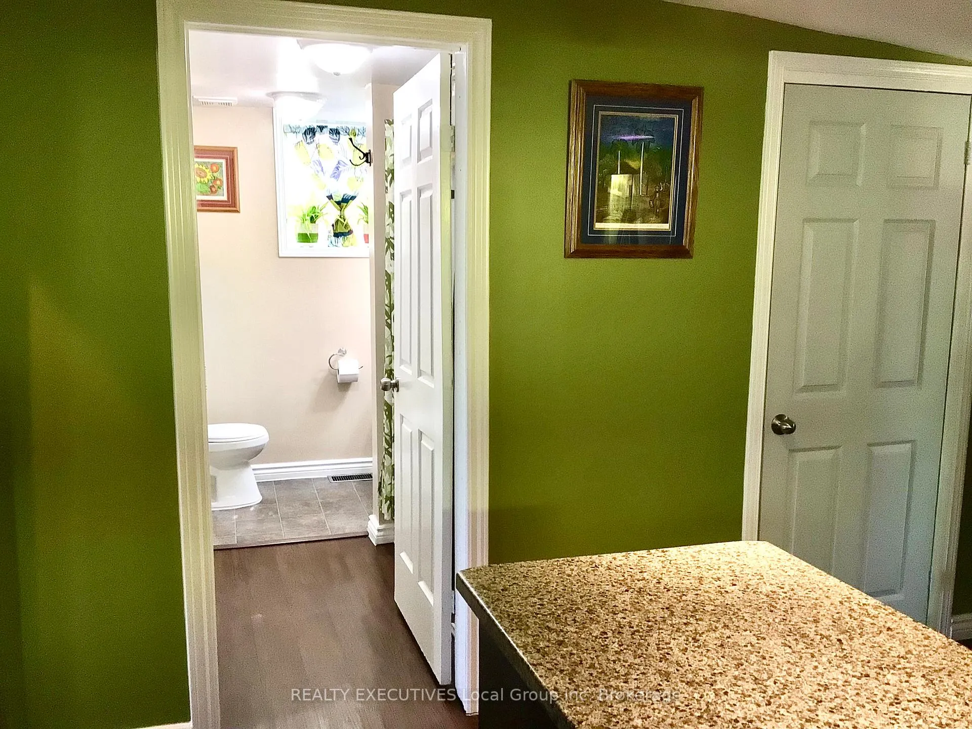 Photo 26 of 977 Brookes Street, North Bay, Central — HOMEH