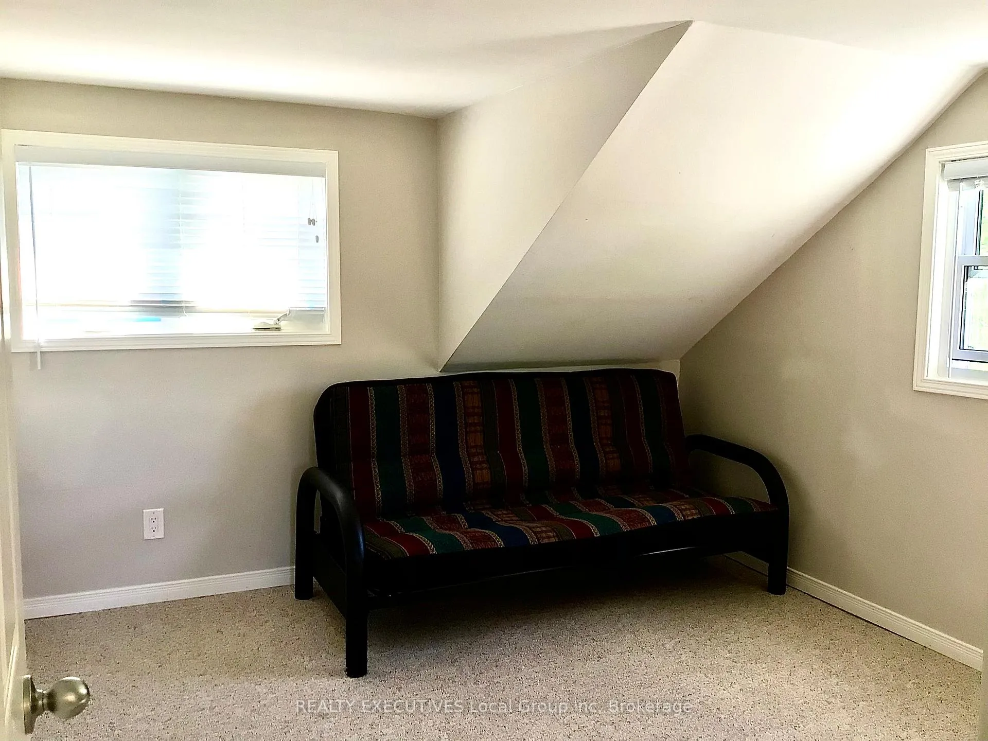 Photo 35 of 977 Brookes Street, North Bay, Central — HOMEH