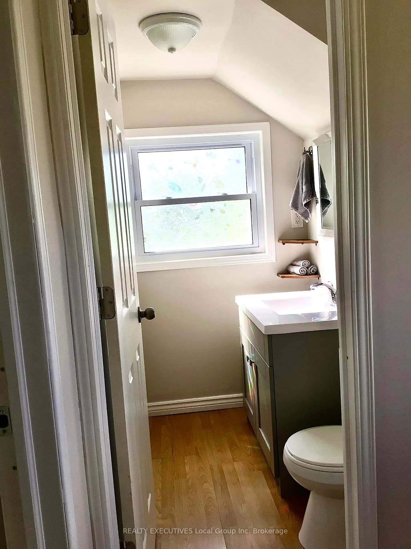 Photo 37 of 977 Brookes Street, North Bay, Central — HOMEH