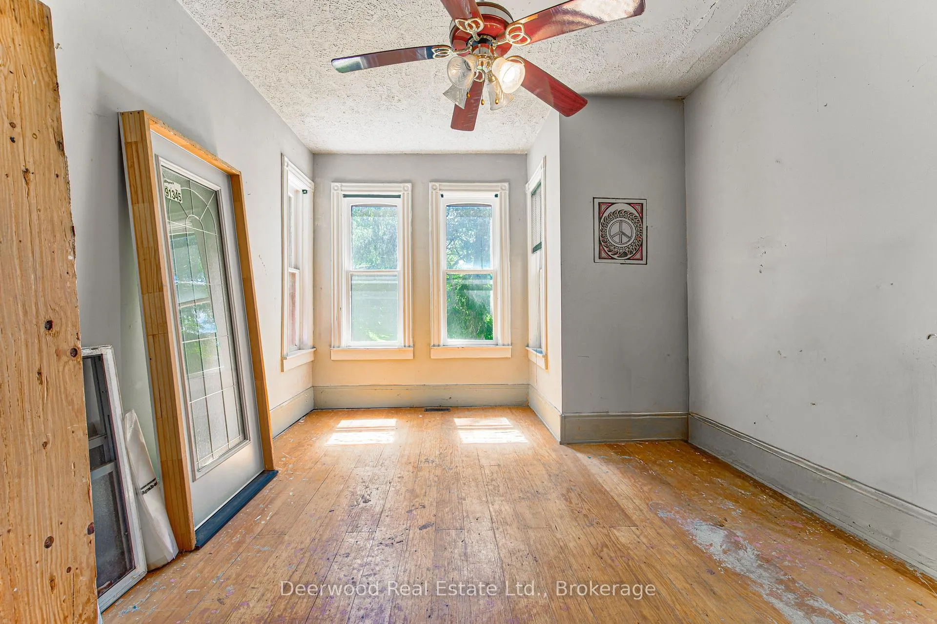 Photo 14 of 33 Scheifele Place, Waterloo — HOMEH