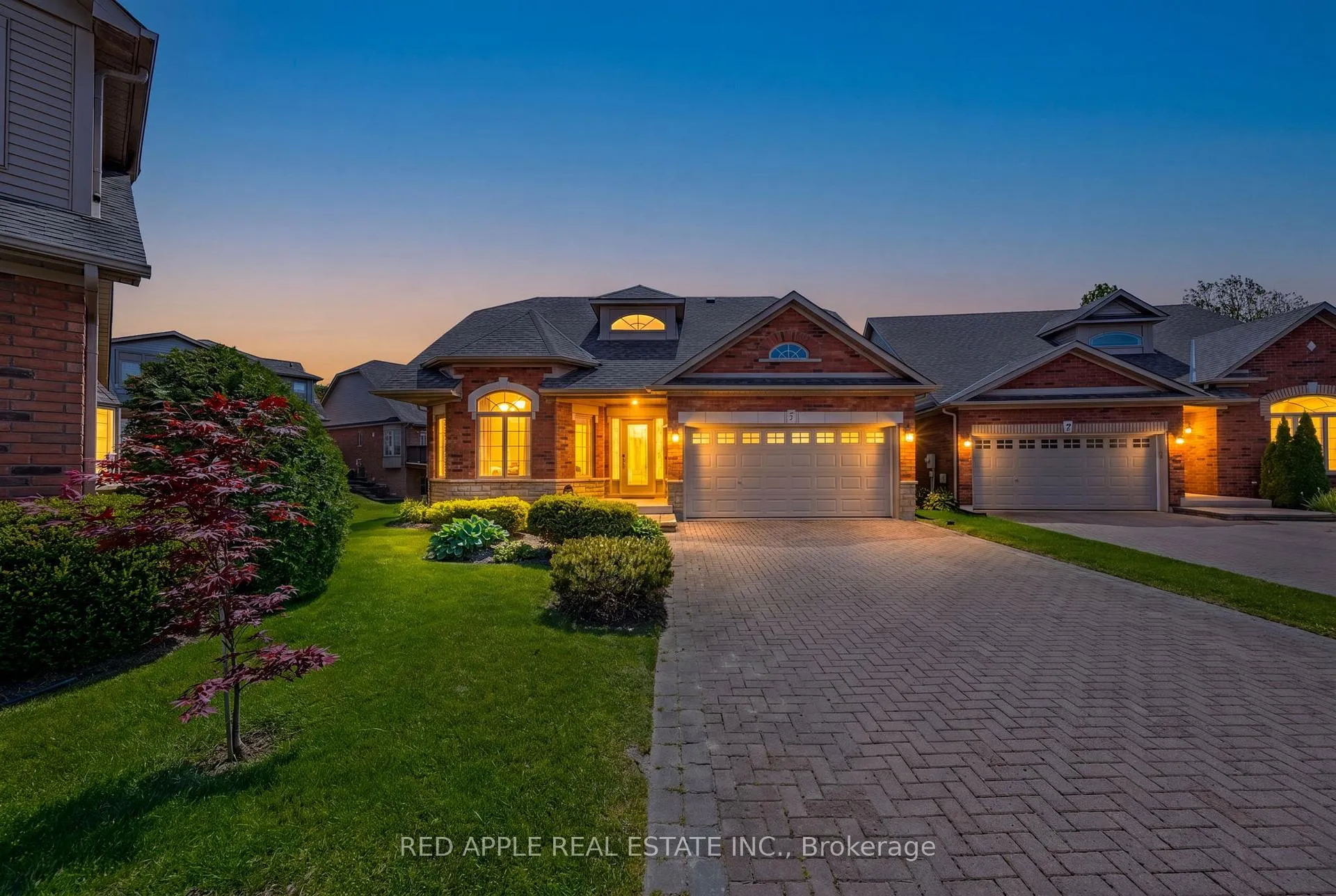 Photo 1 of 5 La Costa Court, New Tecumseth, Rural New Tecumseth — HOMEH