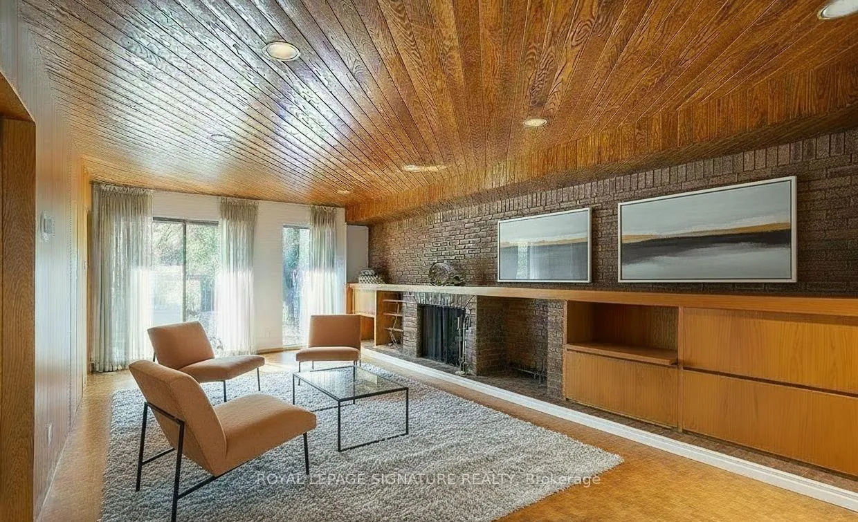 Photo 5 of 18 Old English Lane, Markham, Bayview Glen — HOMEH