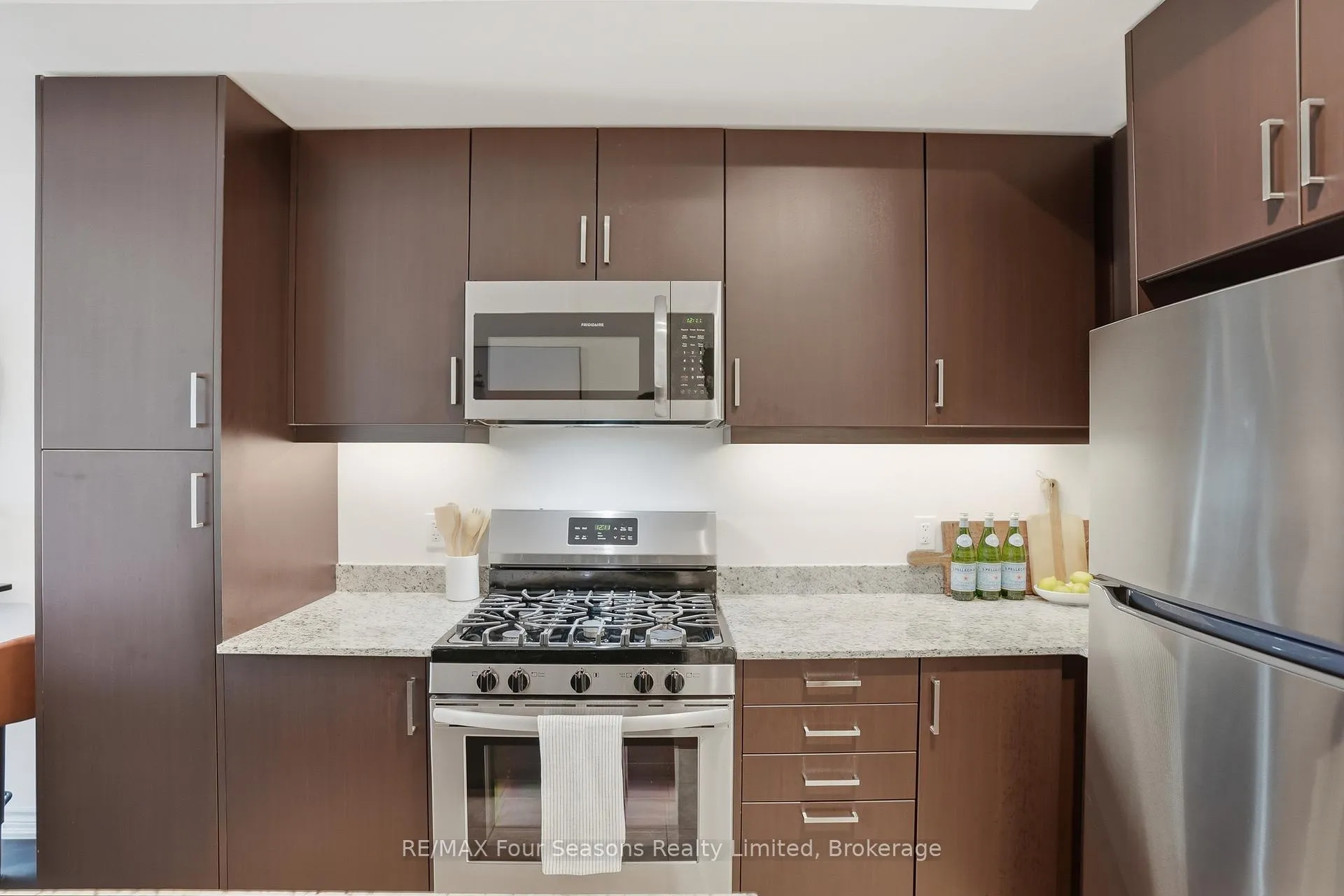 Photo 9 of Unit 205, 17 Spooner Crescent, Collingwood — HOMEH