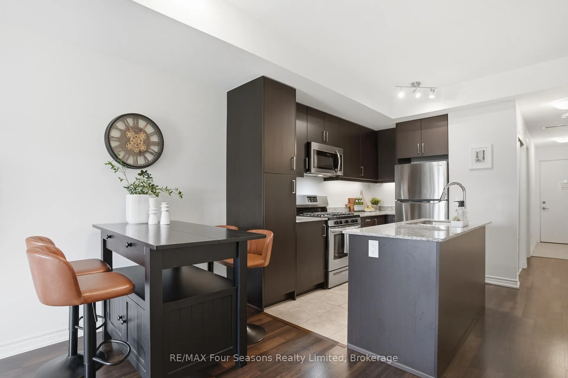 Photo 10 of Unit 205, 17 Spooner Crescent, Collingwood — HOMEH