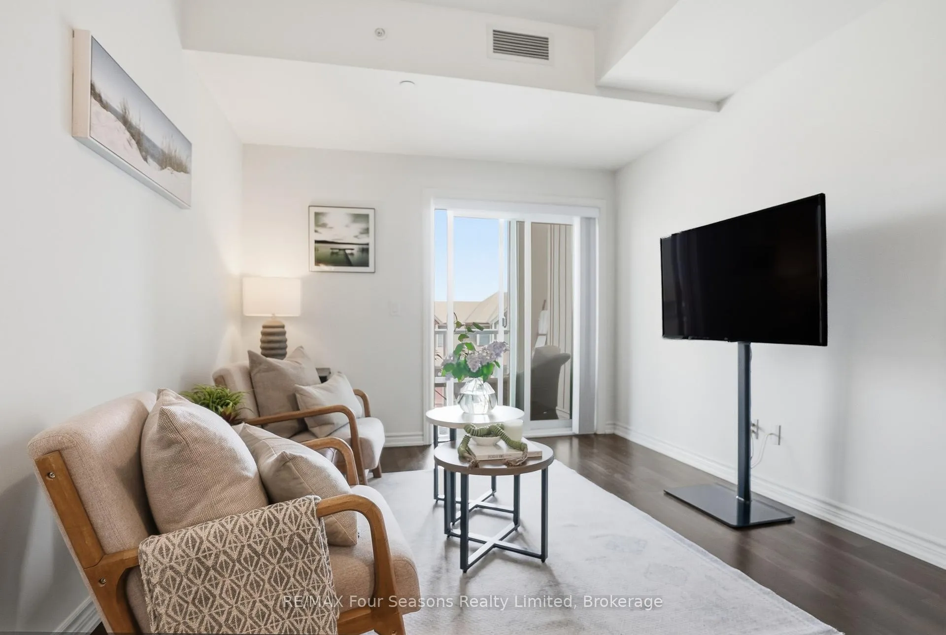 Photo 12 of Unit 205, 17 Spooner Crescent, Collingwood — HOMEH