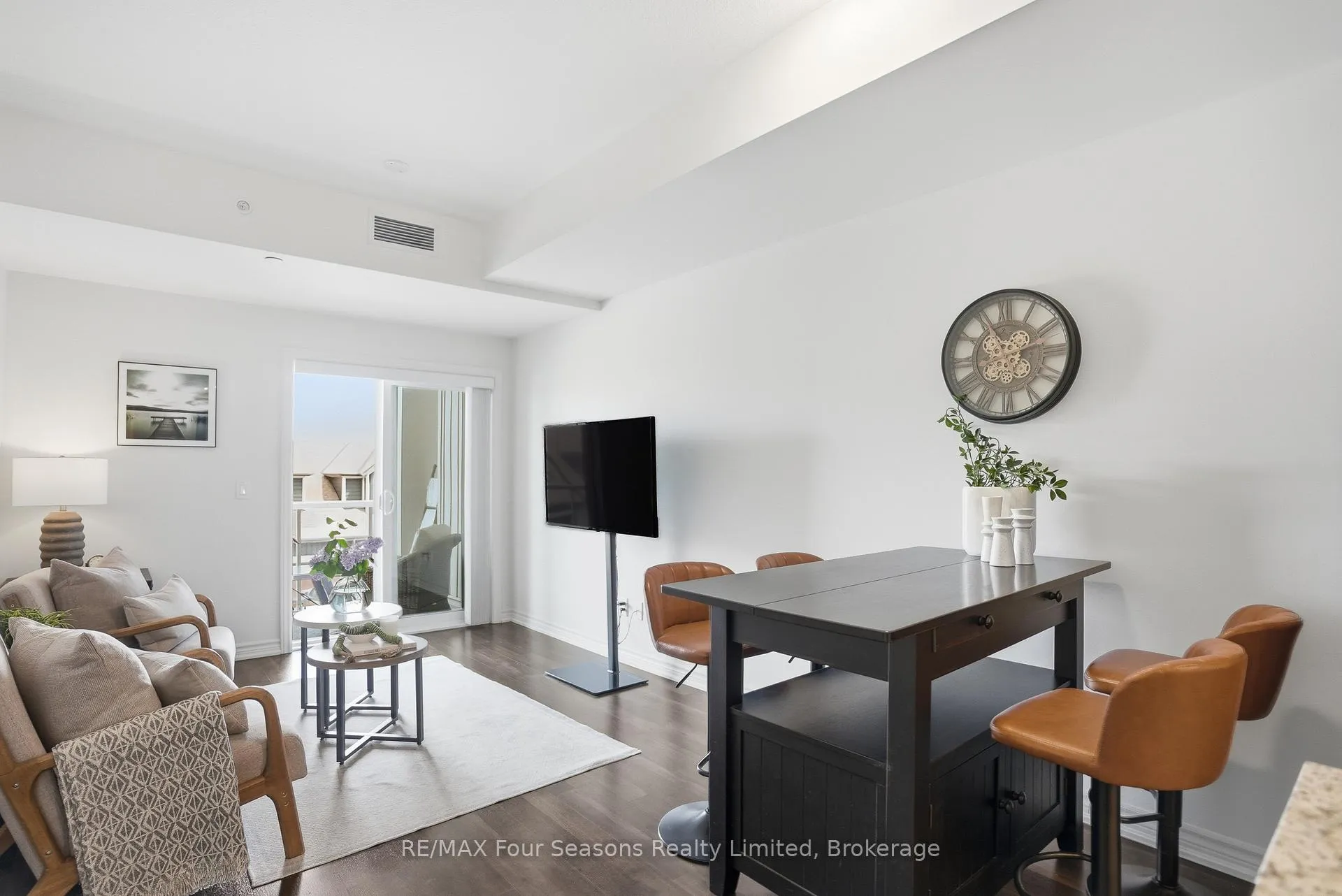 Photo 14 of Unit 205, 17 Spooner Crescent, Collingwood — HOMEH
