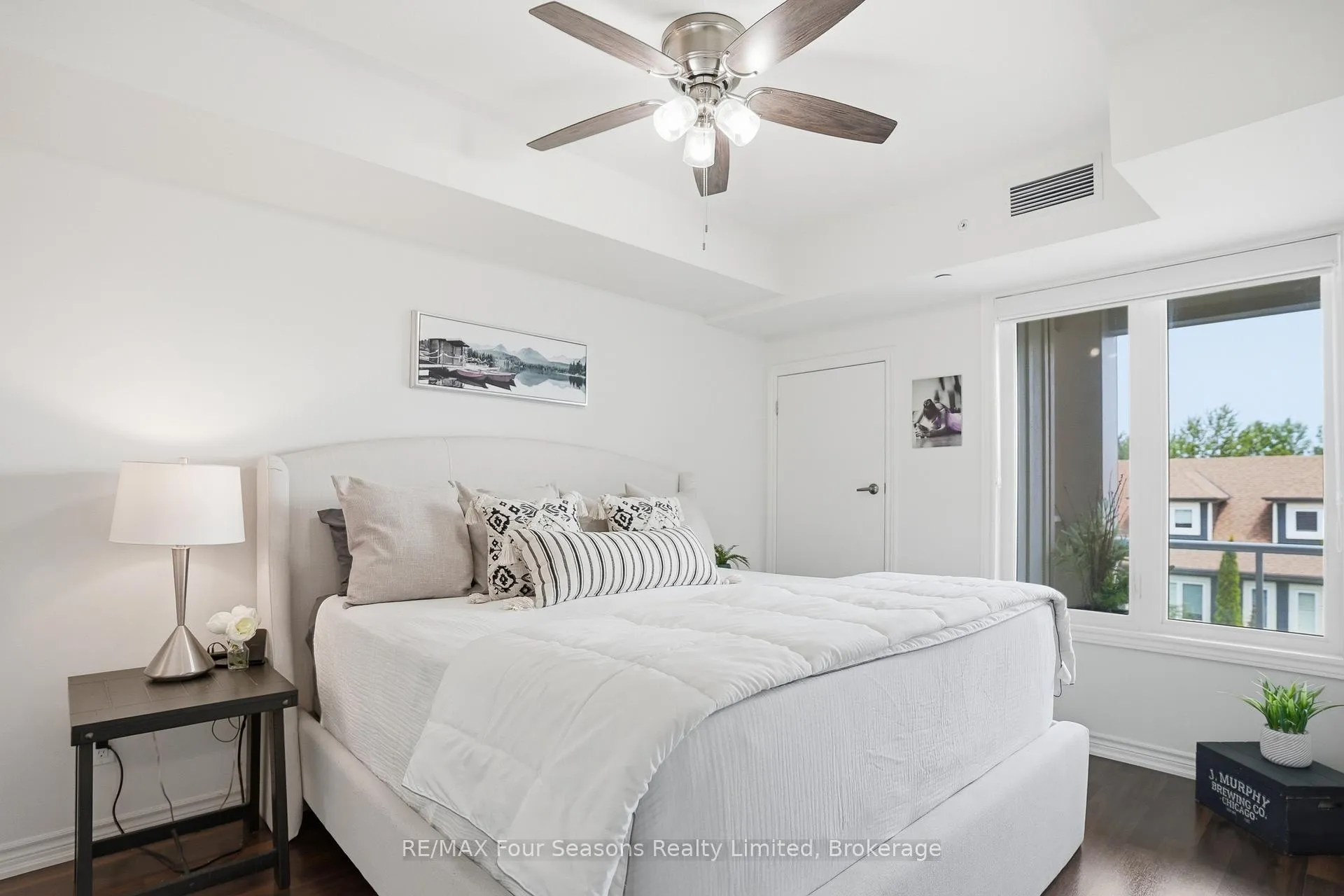 Photo 16 of Unit 205, 17 Spooner Crescent, Collingwood — HOMEH