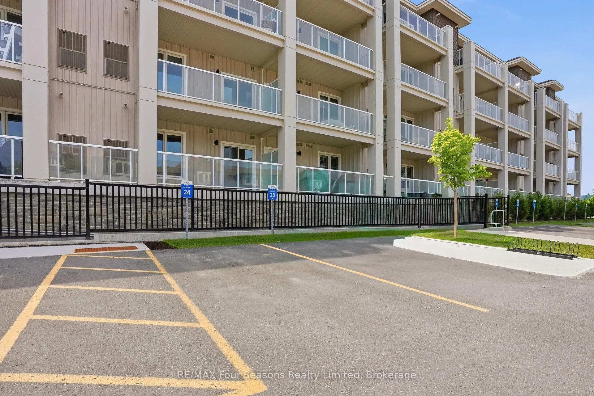 Photo 21 of Unit 205, 17 Spooner Crescent, Collingwood — HOMEH