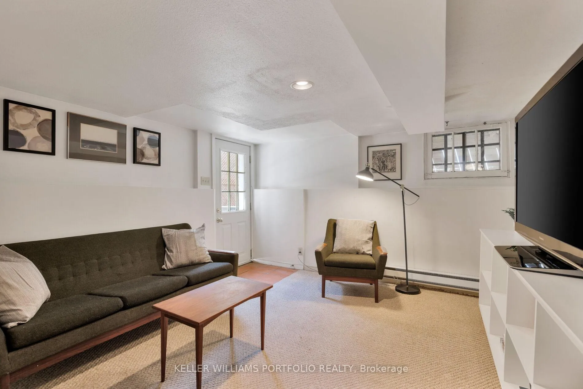 Photo 42 of 219 Howard Park Avenue, Toronto, High Park-Swansea — HOMEH