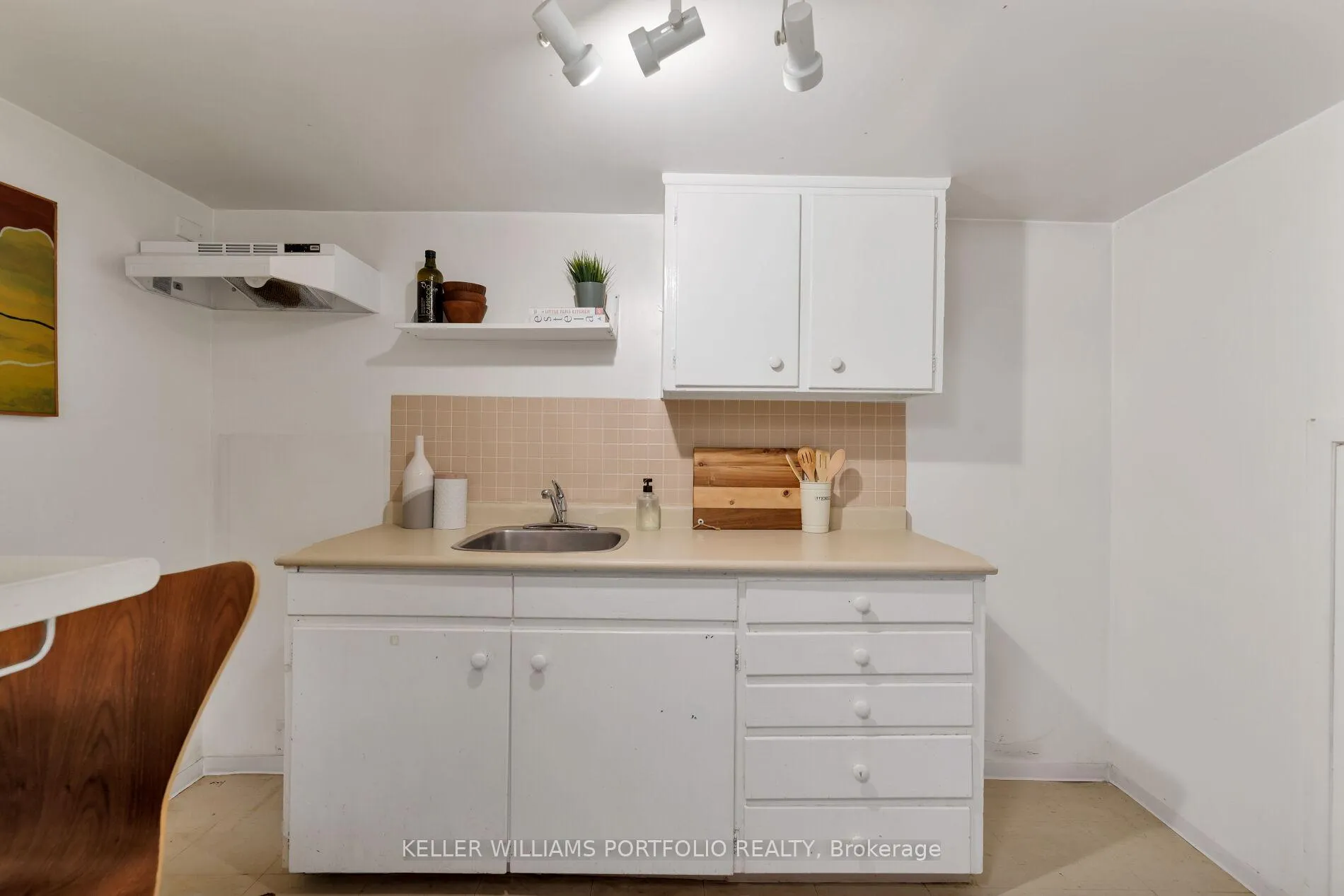 Photo 44 of 219 Howard Park Avenue, Toronto, High Park-Swansea — HOMEH