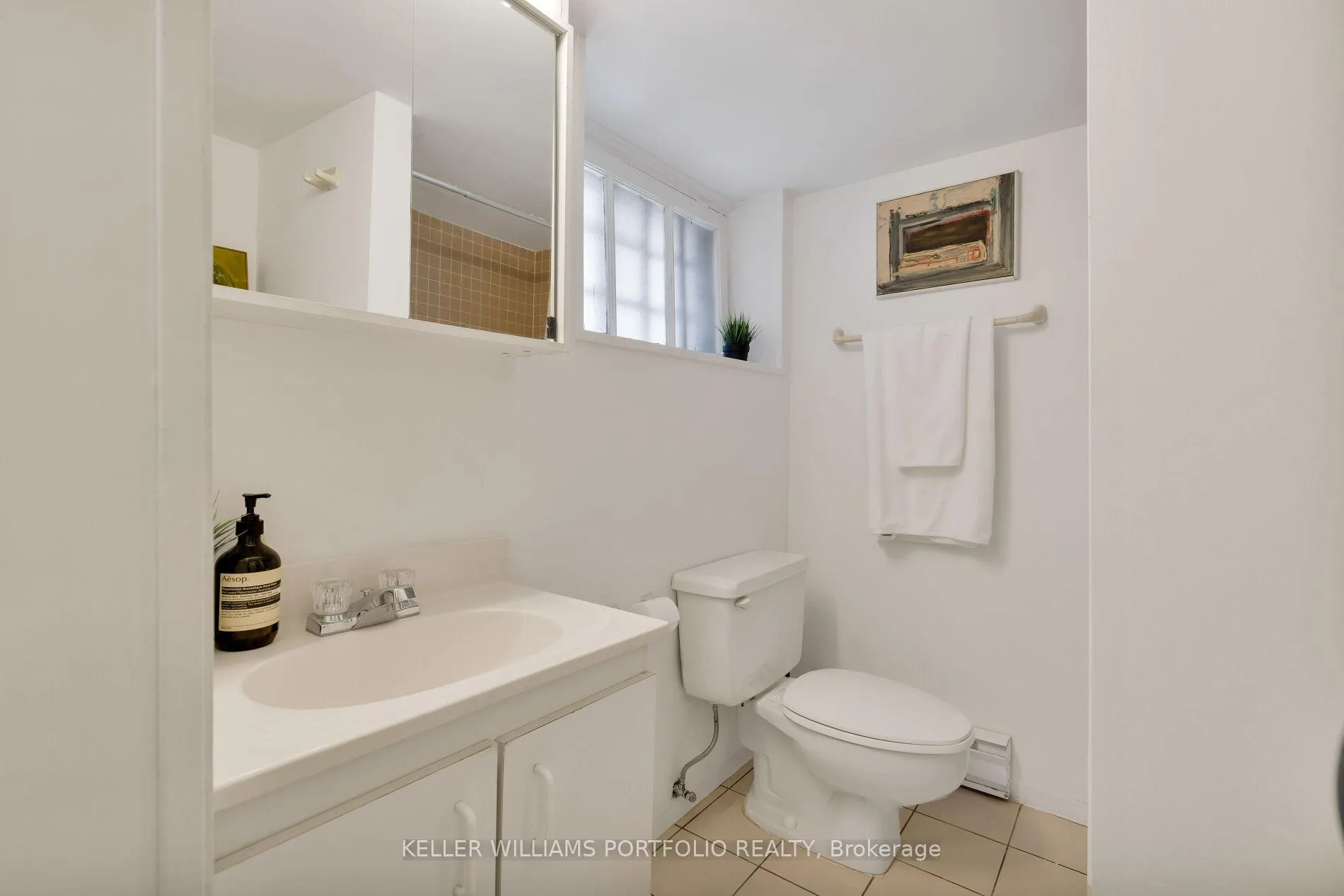 Photo 48 of 219 Howard Park Avenue, Toronto, High Park-Swansea — HOMEH