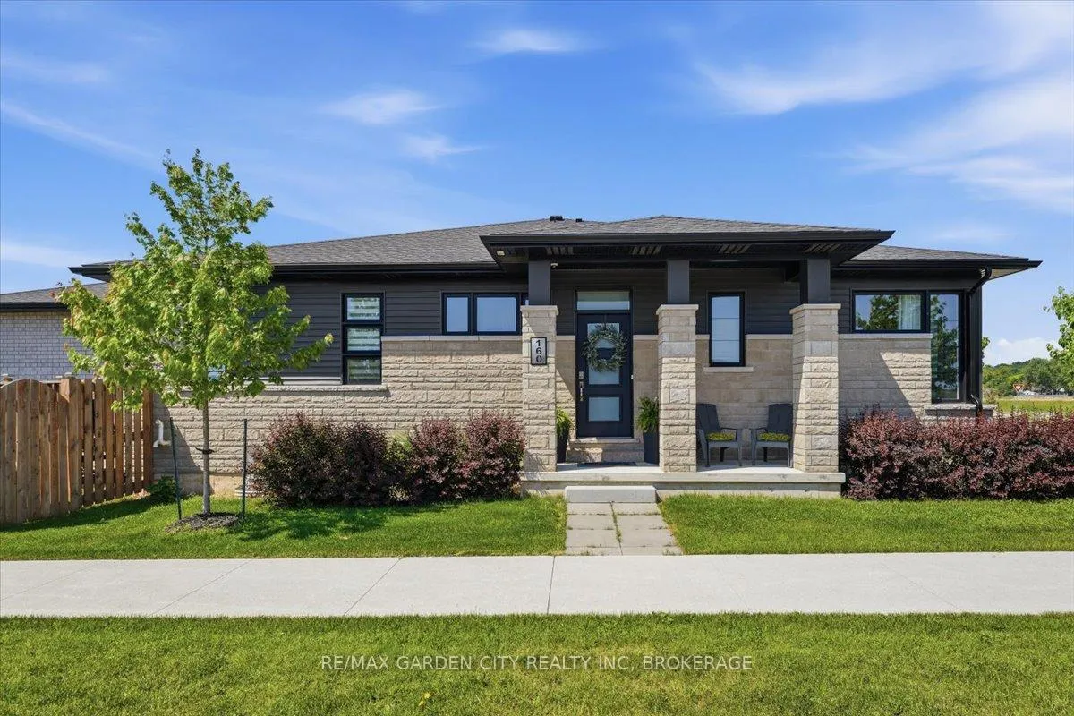 Photo 1 of 160 Susan Drive, Pelham, Fonthill — HOMEH