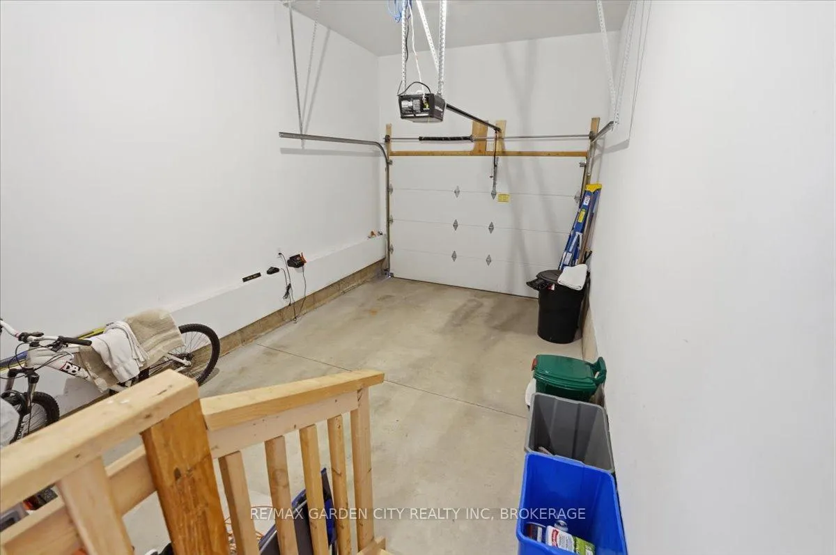 Photo 34 of 160 Susan Drive, Pelham, Fonthill — HOMEH