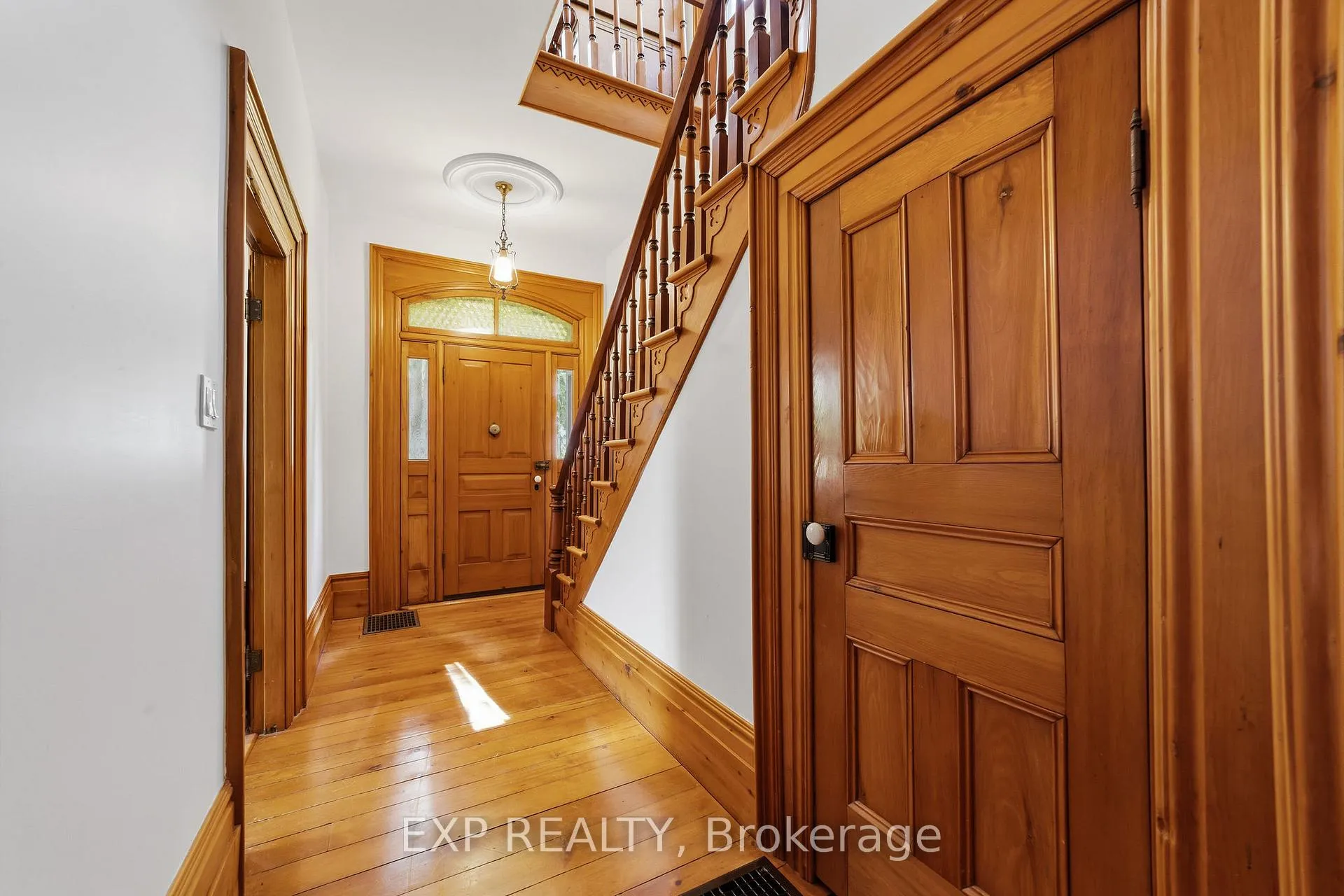 Photo 10 of 30569 Wyatt Road, North Middlesex, Rural North Middlesex — HOMEH