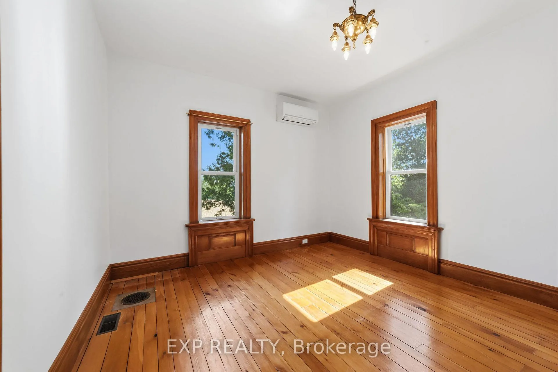 Photo 20 of 30569 Wyatt Road, North Middlesex, Rural North Middlesex — HOMEH