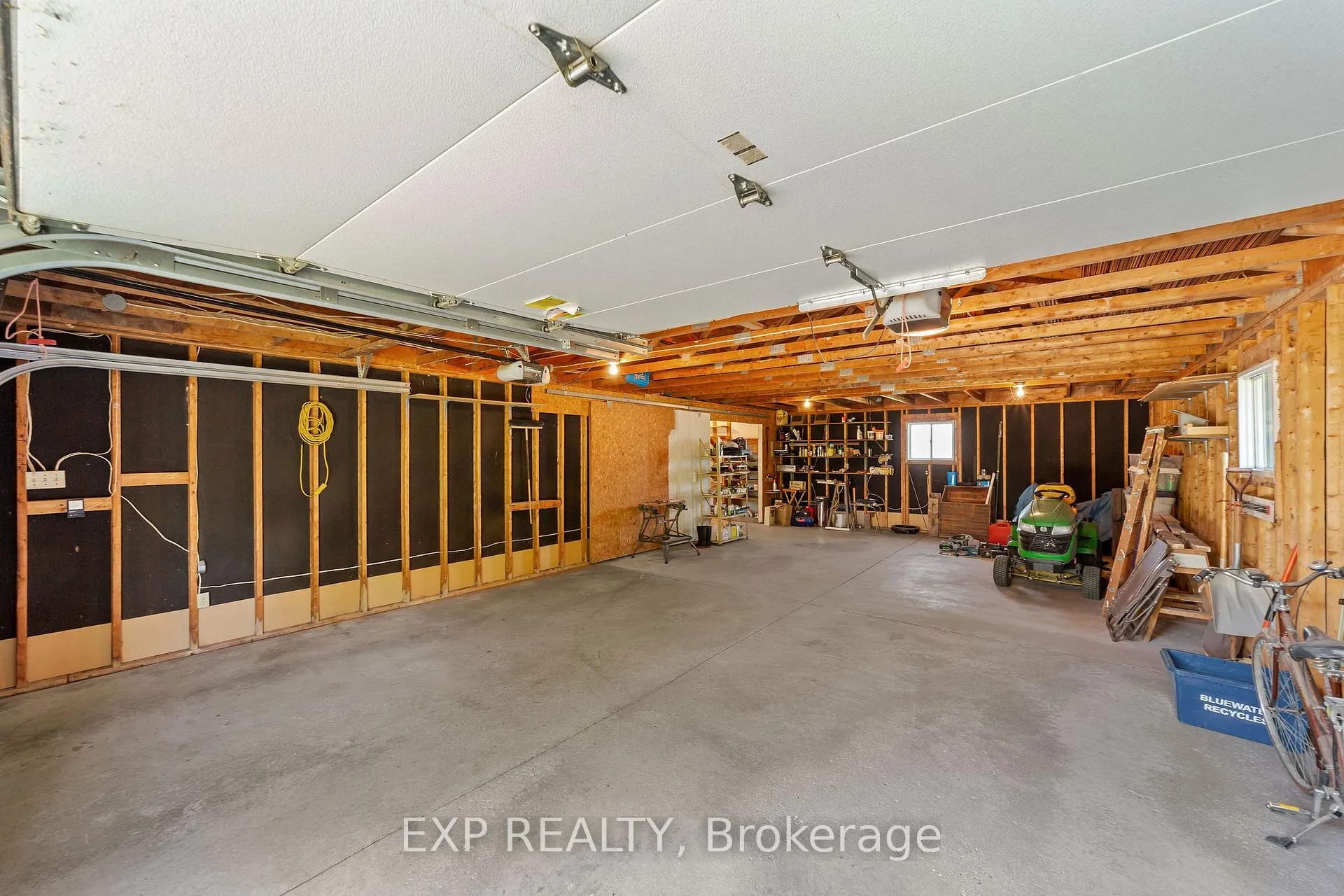 Photo 31 of 30569 Wyatt Road, North Middlesex, Rural North Middlesex — HOMEH