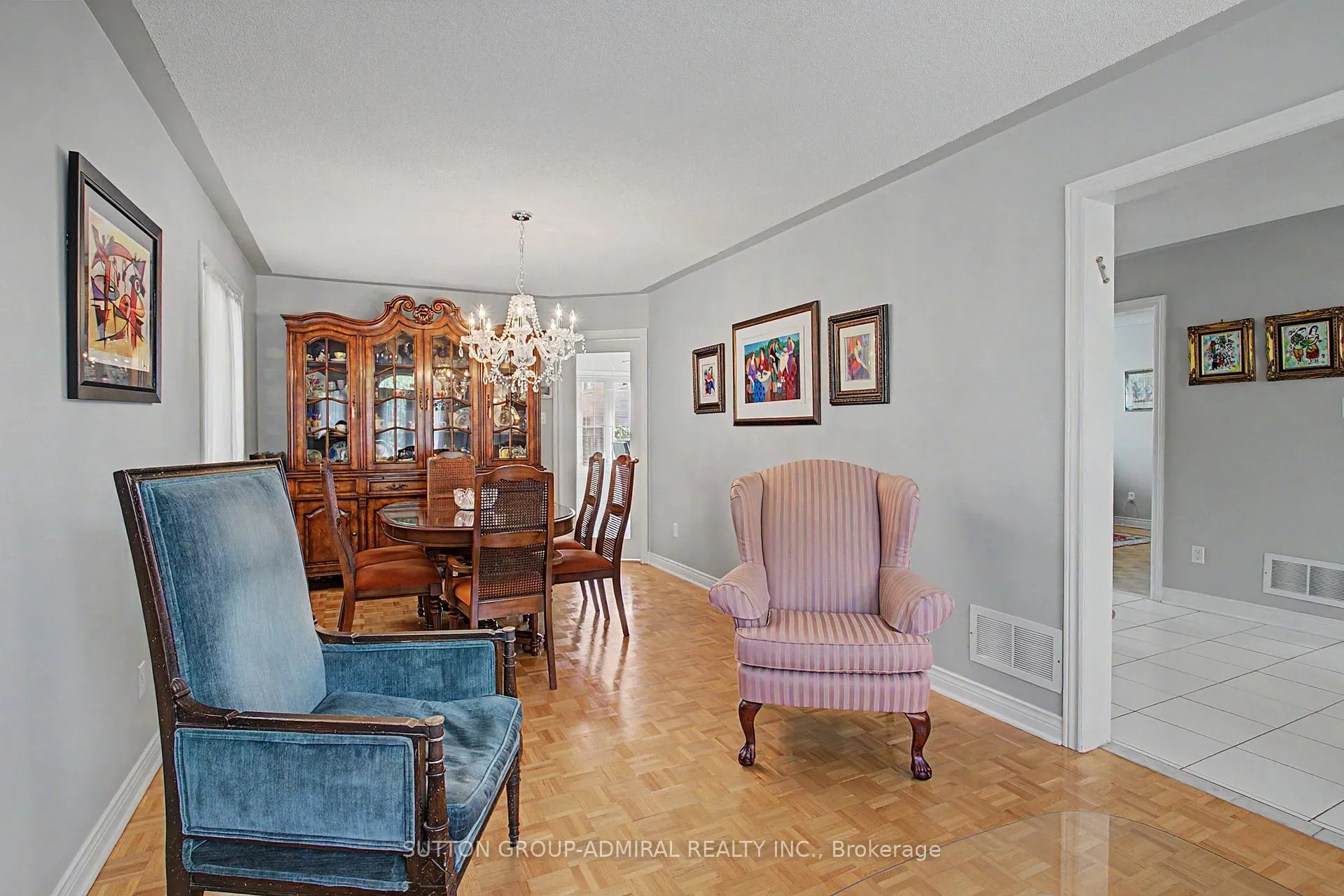 Photo 6 of 9 Hammerstone Crescent, Vaughan, Beverley Glen — HOMEH