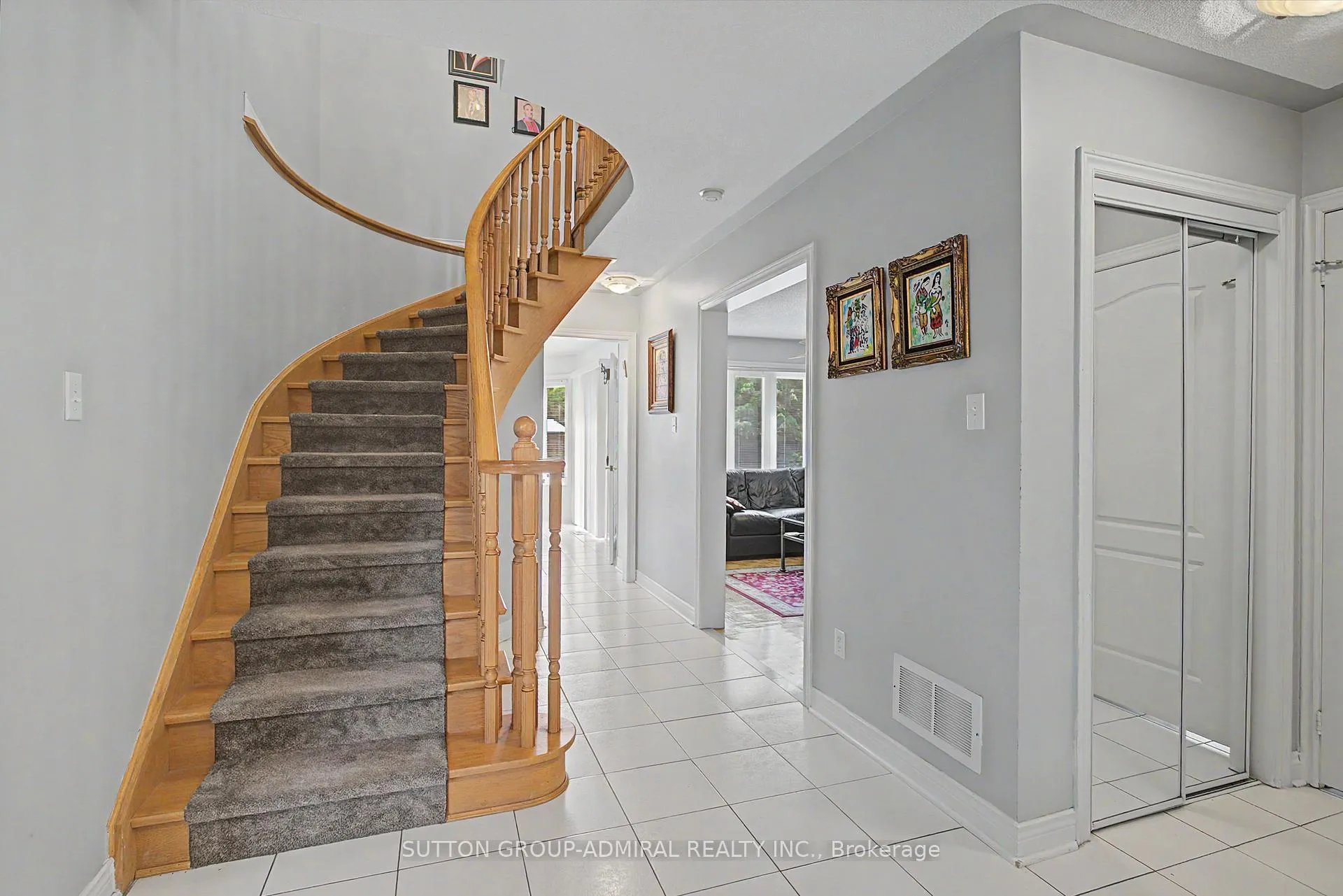 Photo 8 of 9 Hammerstone Crescent, Vaughan, Beverley Glen — HOMEH