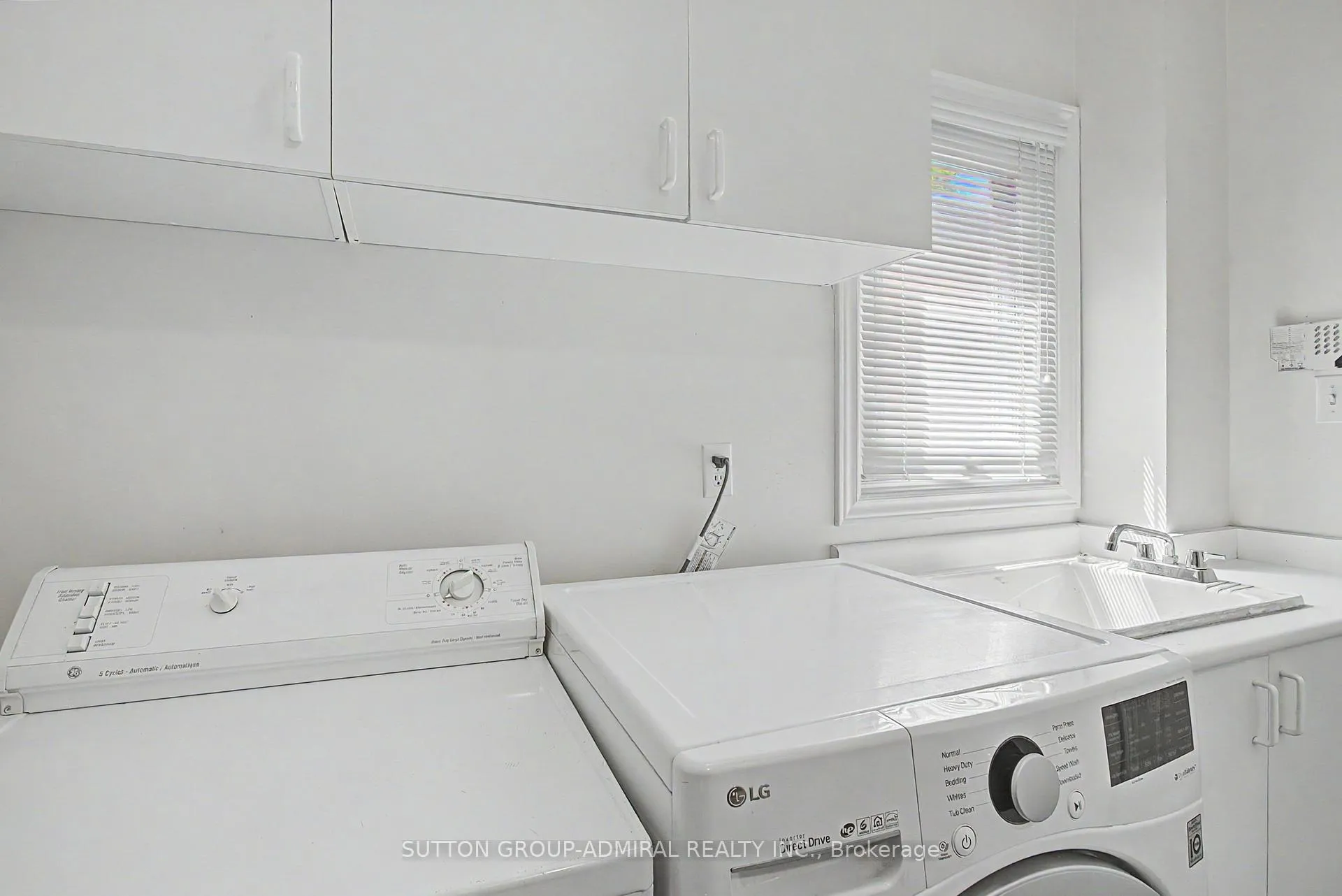 Photo 16 of 9 Hammerstone Crescent, Vaughan, Beverley Glen — HOMEH