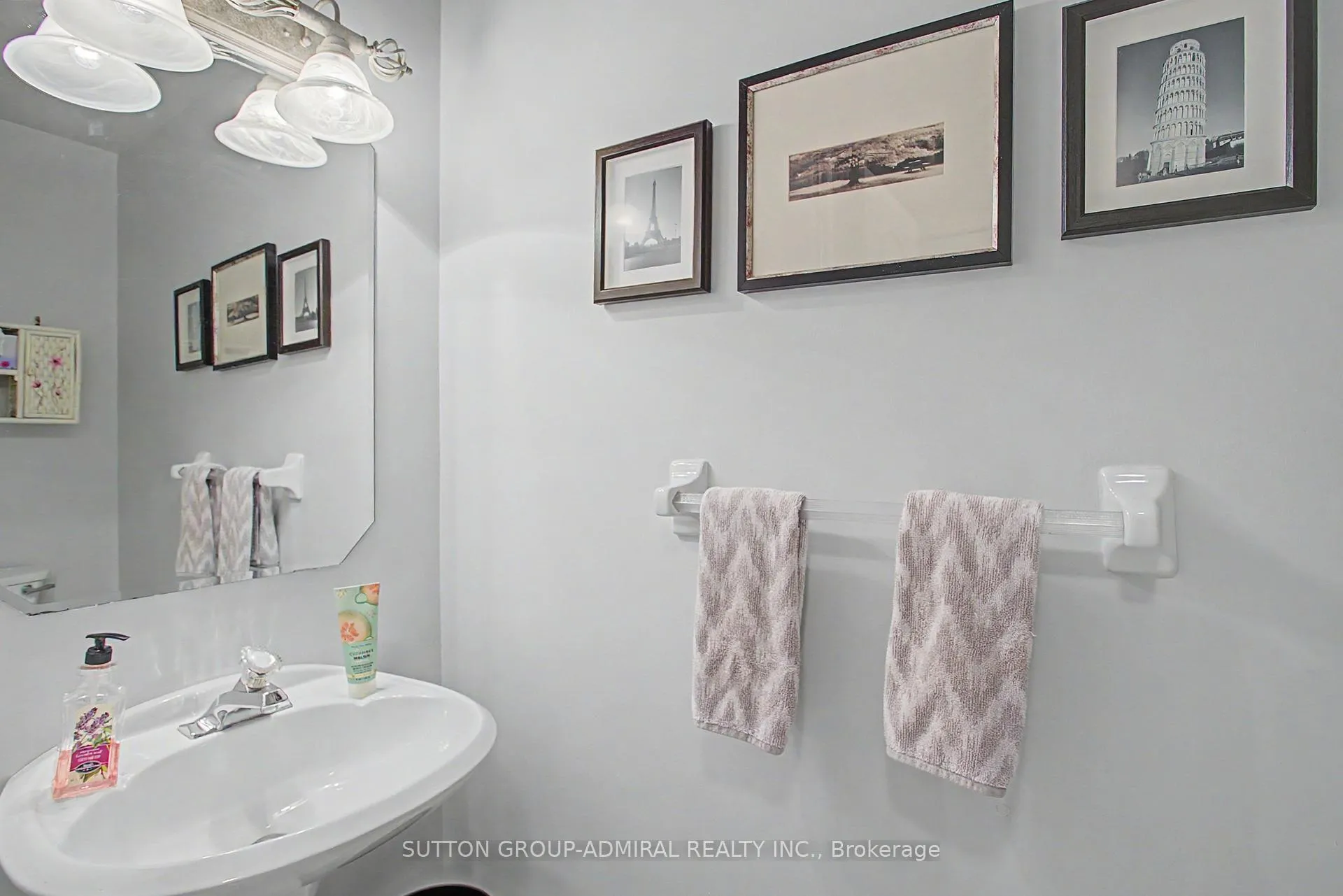 Photo 17 of 9 Hammerstone Crescent, Vaughan, Beverley Glen — HOMEH