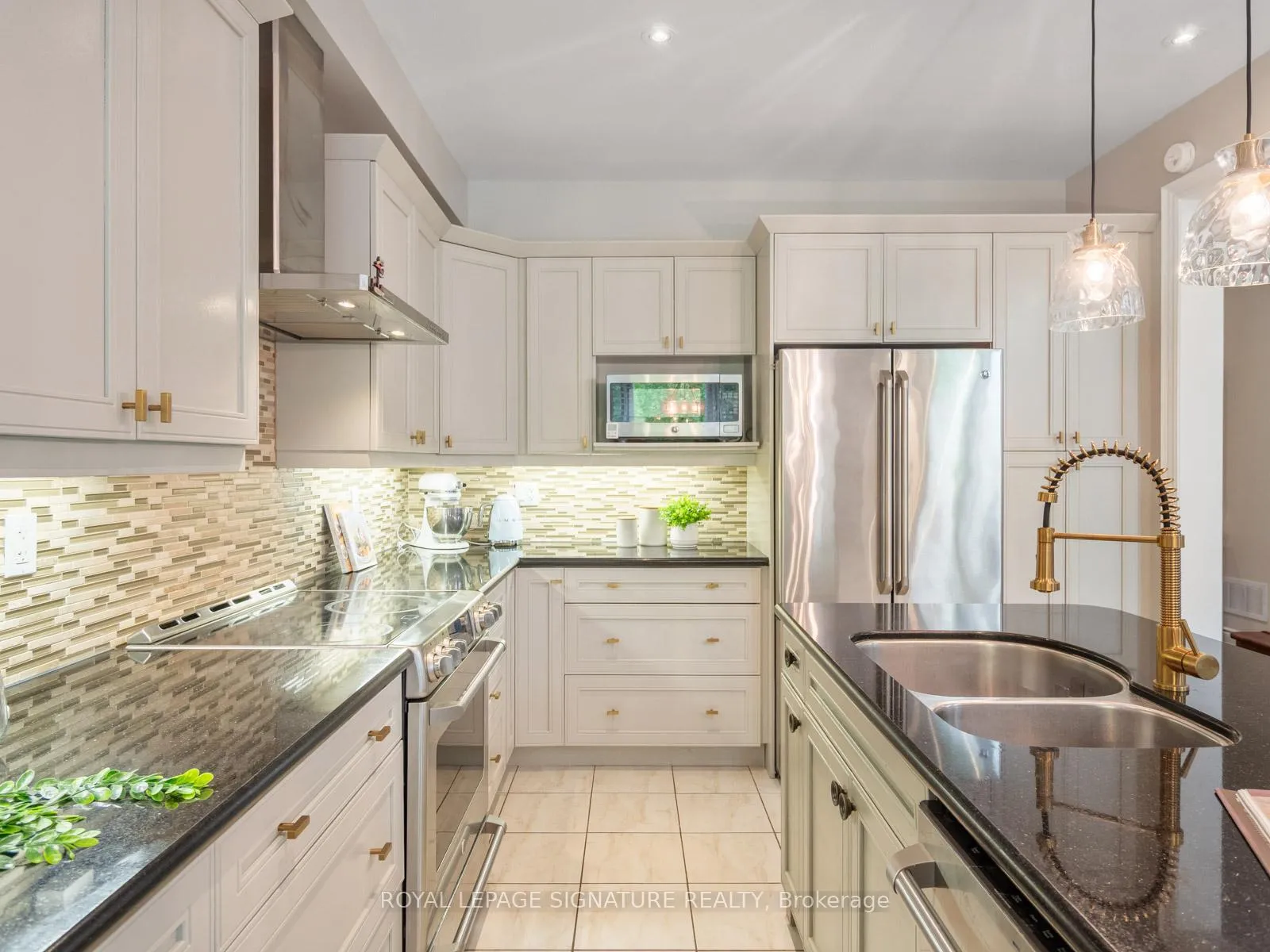 Photo 10 of 9 Grigglestone Lane, Ajax, Central West — HOMEH