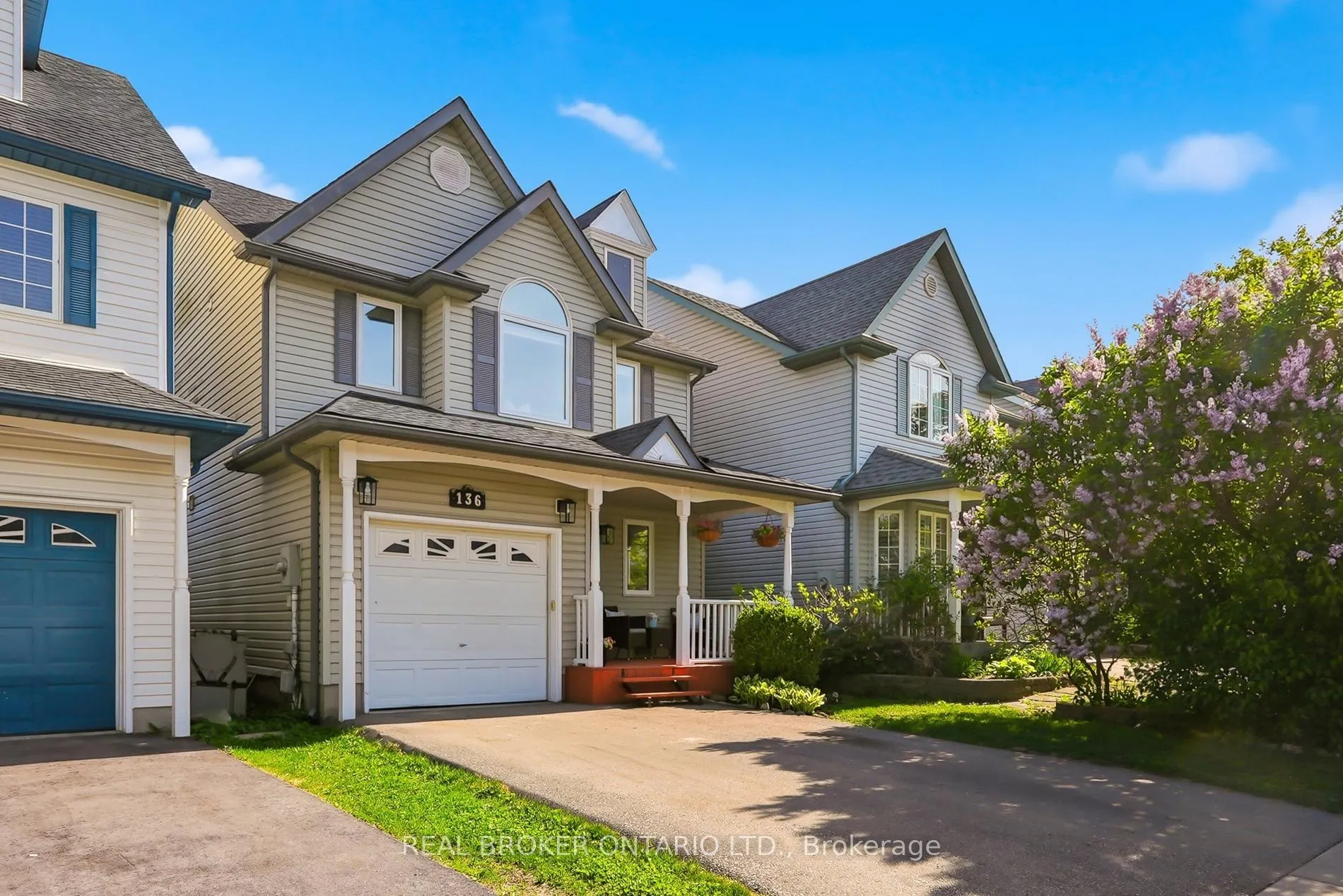Photo 2 of 136 Marcy Crescent, Cambridge, Hespeler Village — HOMEH