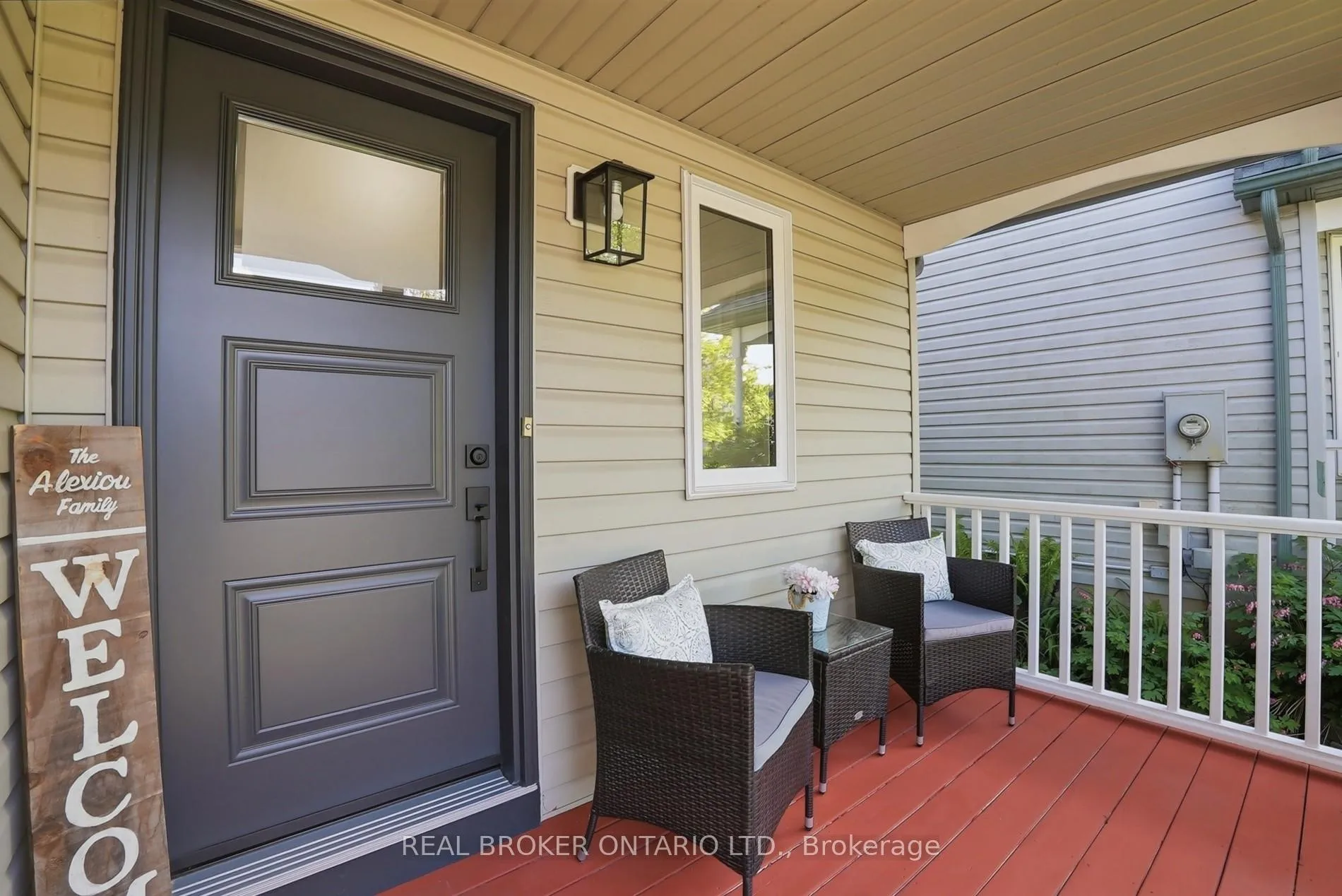 Photo 3 of 136 Marcy Crescent, Cambridge, Hespeler Village — HOMEH