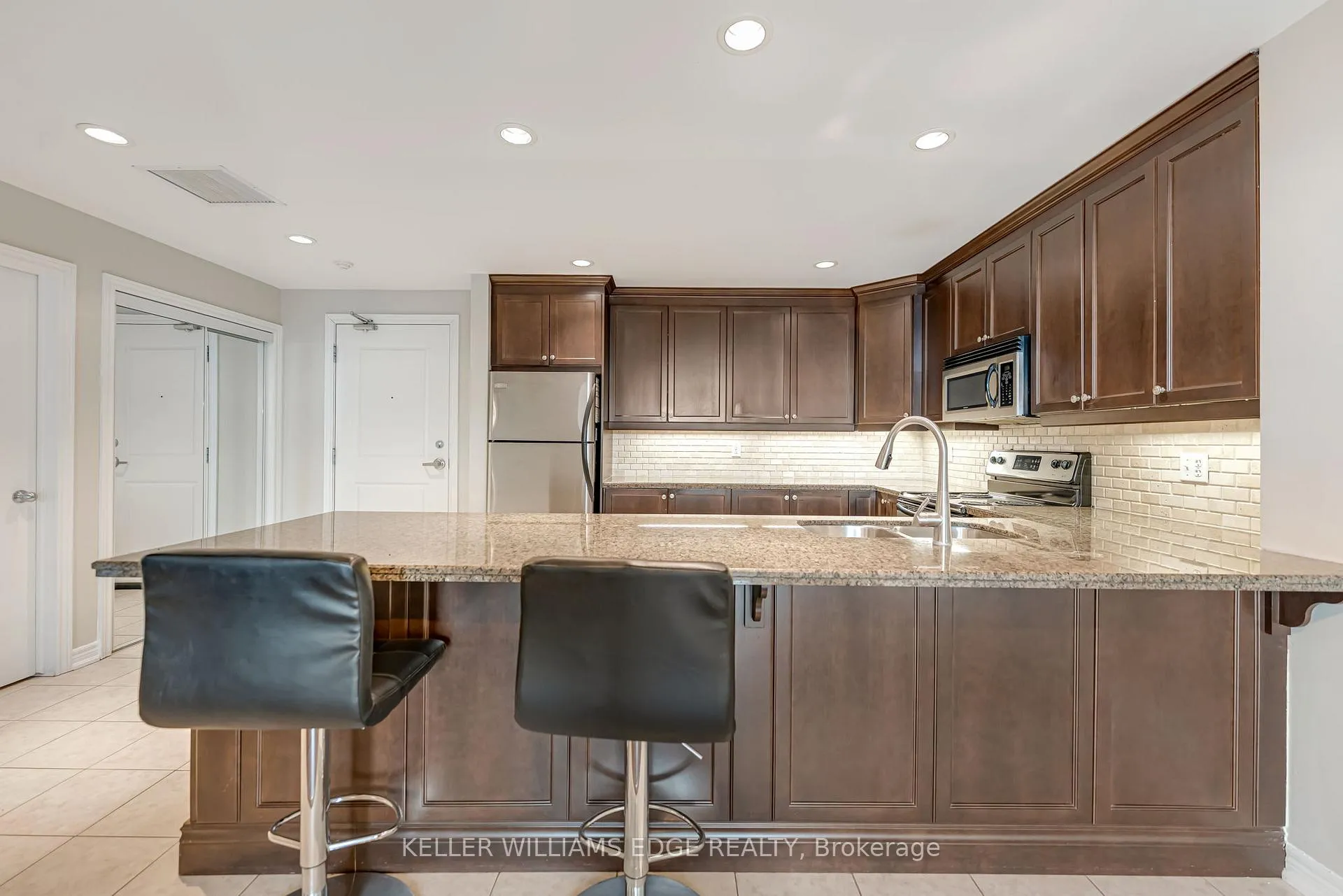 Photo 12 of Unit 207, 396 Plains Road E, Burlington, LaSalle — HOMEH