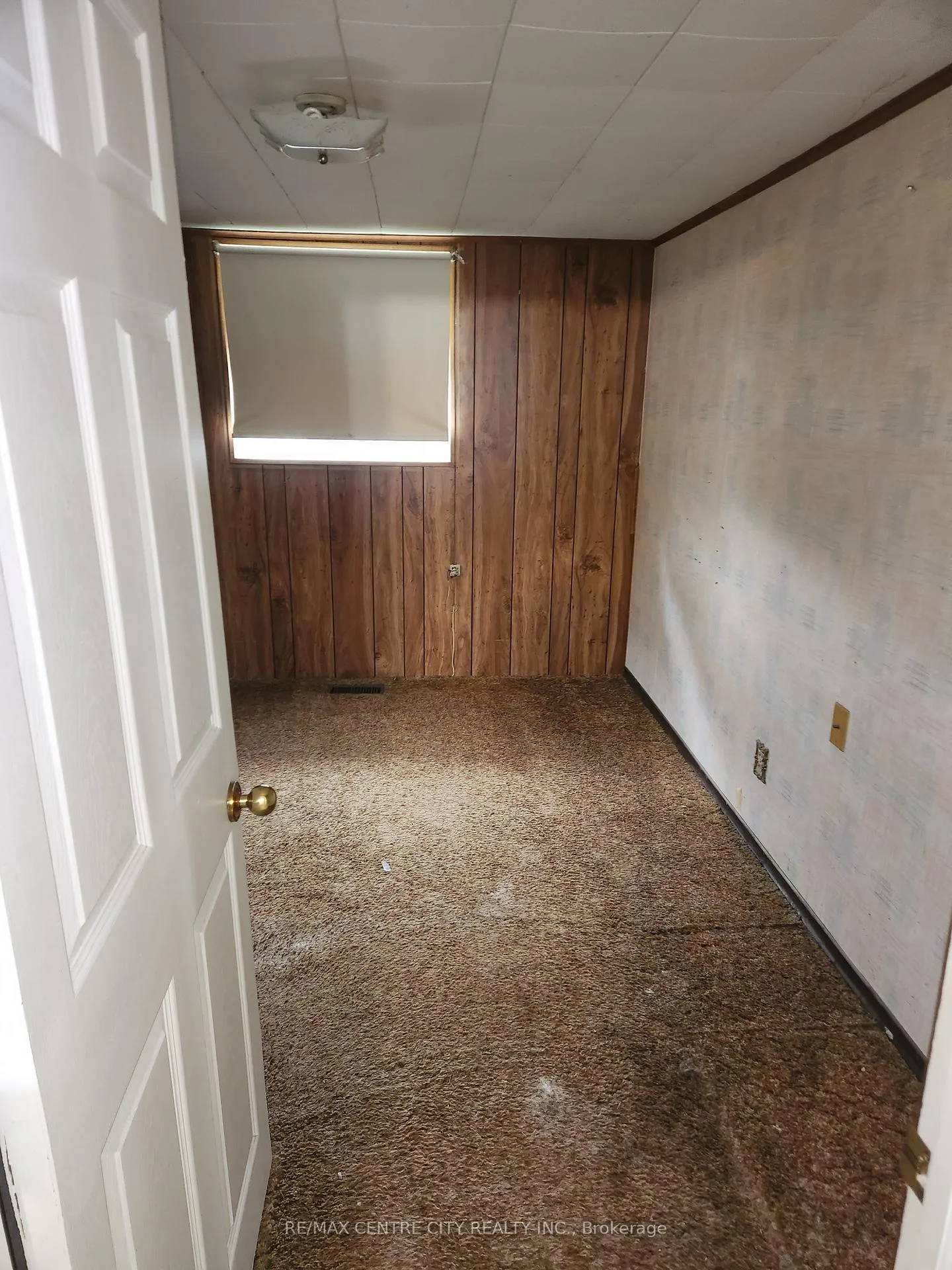 Photo 8 of 30 Queen Street, Strathroy-Caradoc, SE — HOMEH