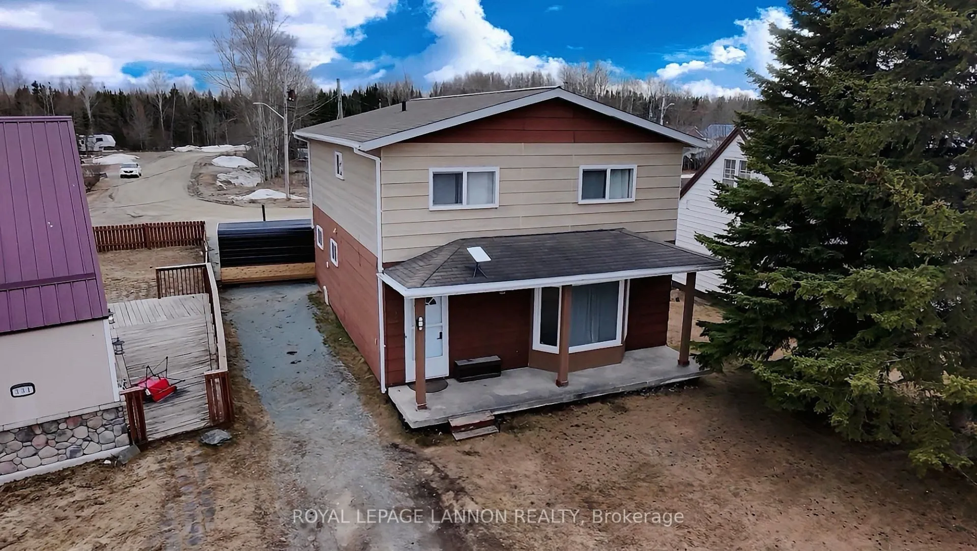 Photo 1 of 329 Ball Park Crescent, Greenstone — HOMEH