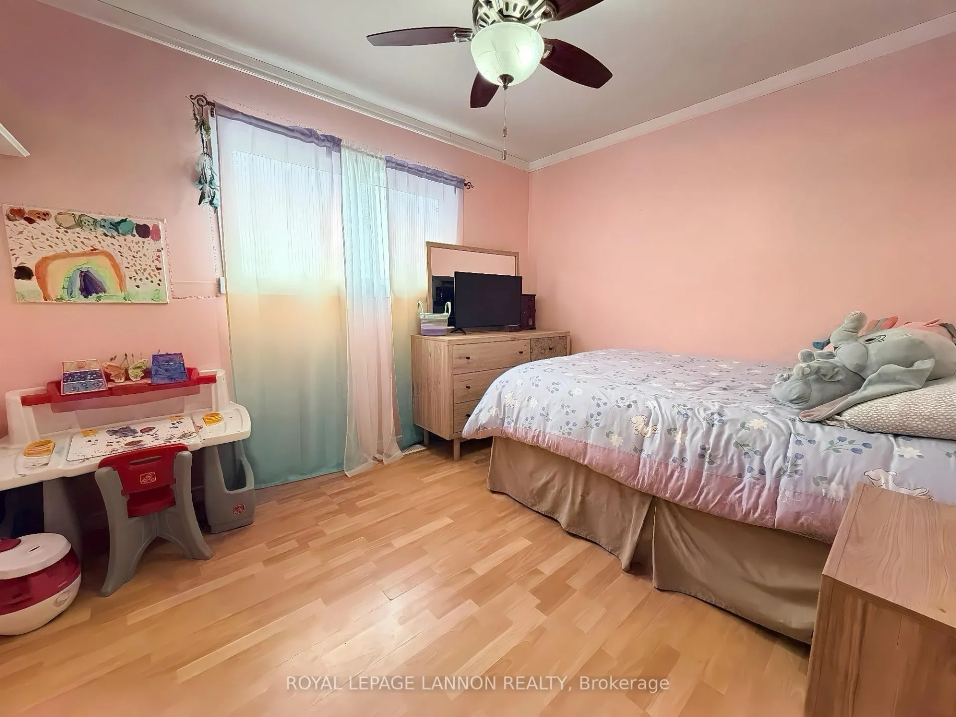 Photo 9 of 329 Ball Park Crescent, Greenstone — HOMEH