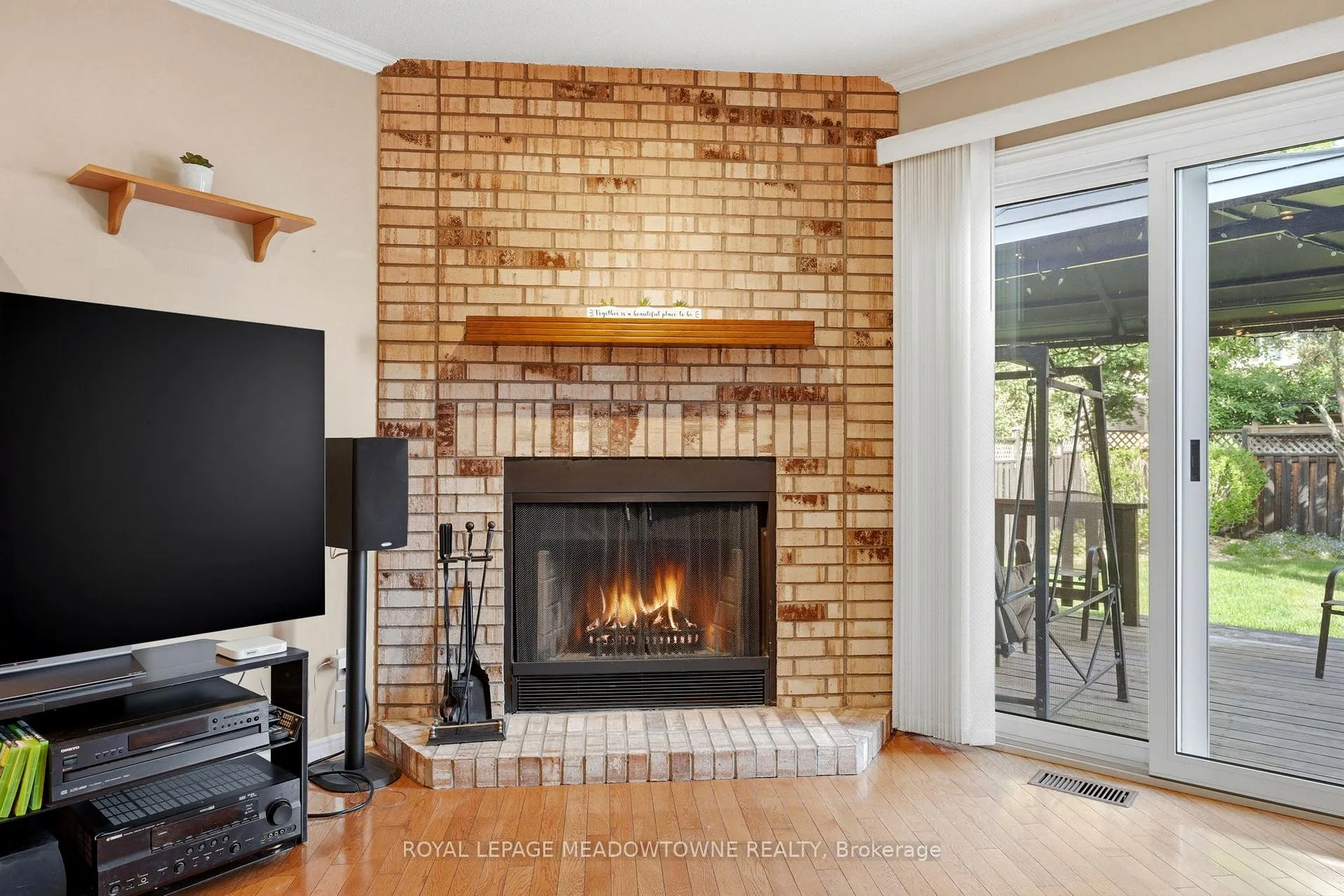 Photo 9 of 18 Mckinnon Avenue, Halton Hills, Georgetown — HOMEH