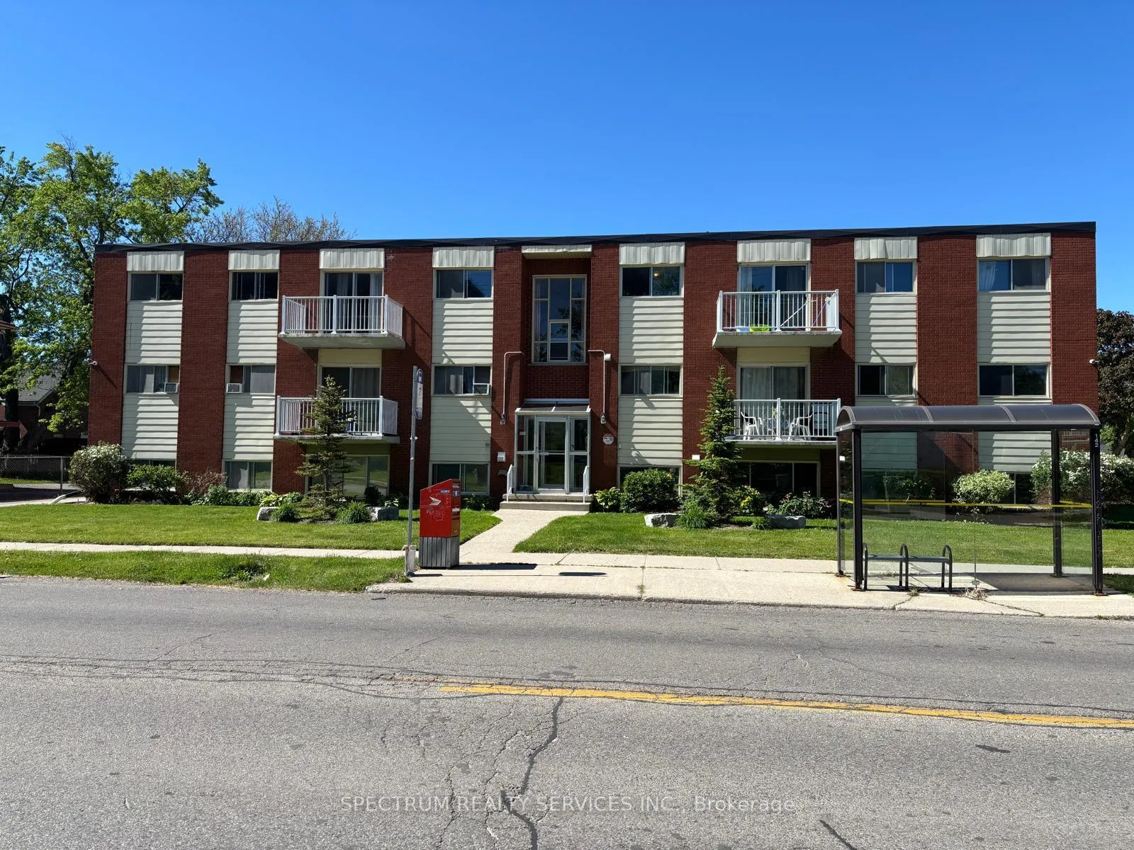 Photo 1 of Unit 5, 357 Connaught Street, Kitchener, Fairview/Kingsdale — HOMEH