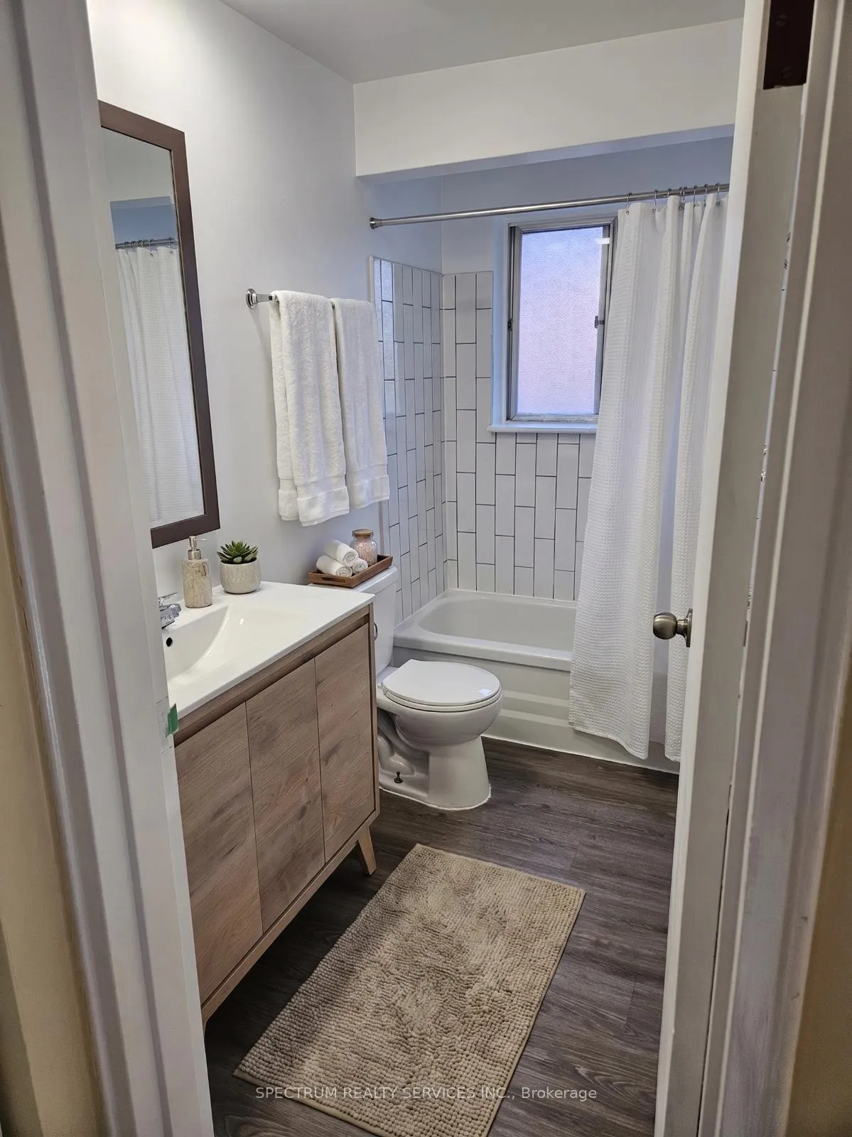 Photo 9 of Unit 5, 357 Connaught Street, Kitchener, Fairview/Kingsdale — HOMEH