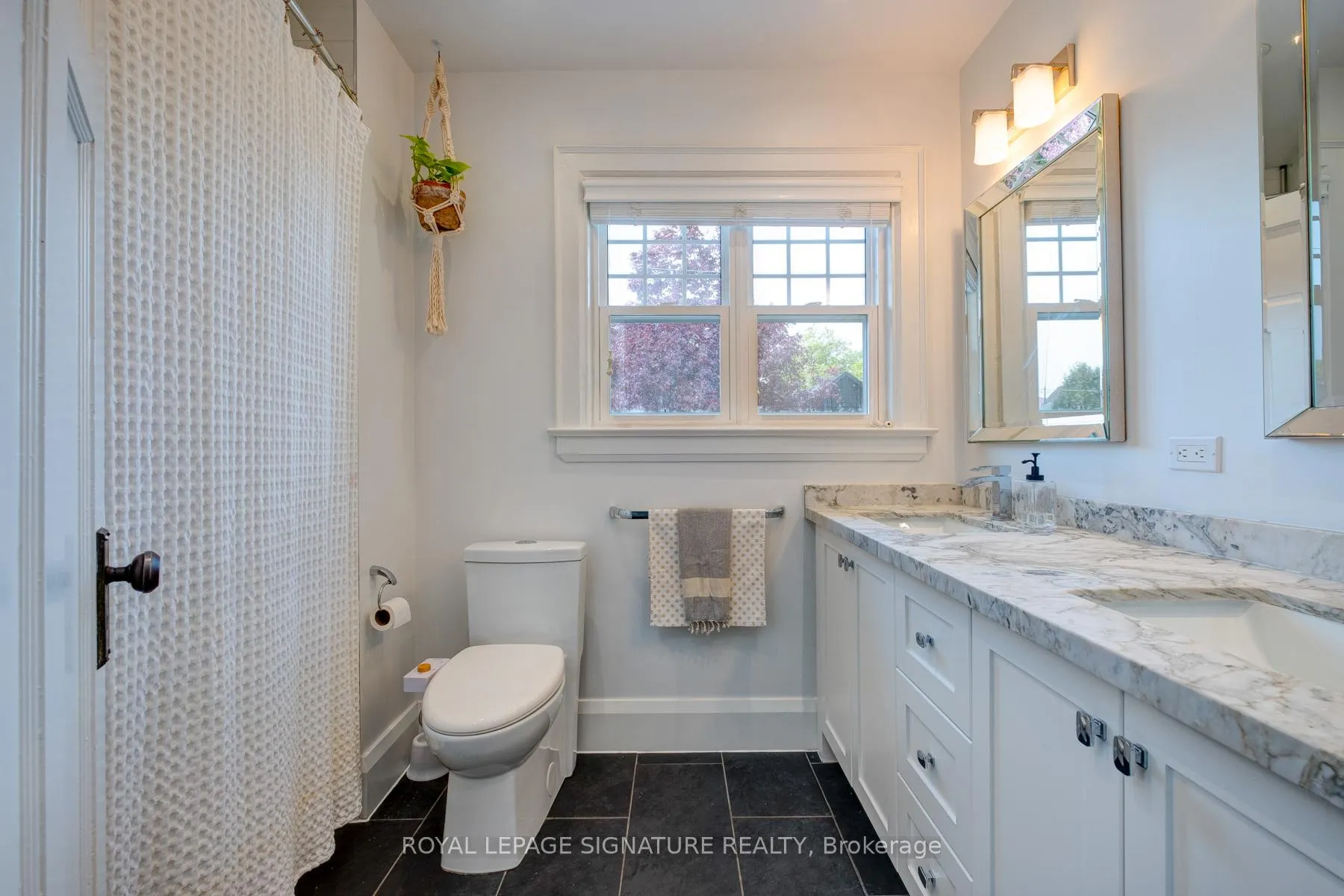 Photo 24 of 77 Runnymede Road, Toronto, High Park-Swansea — HOMEH