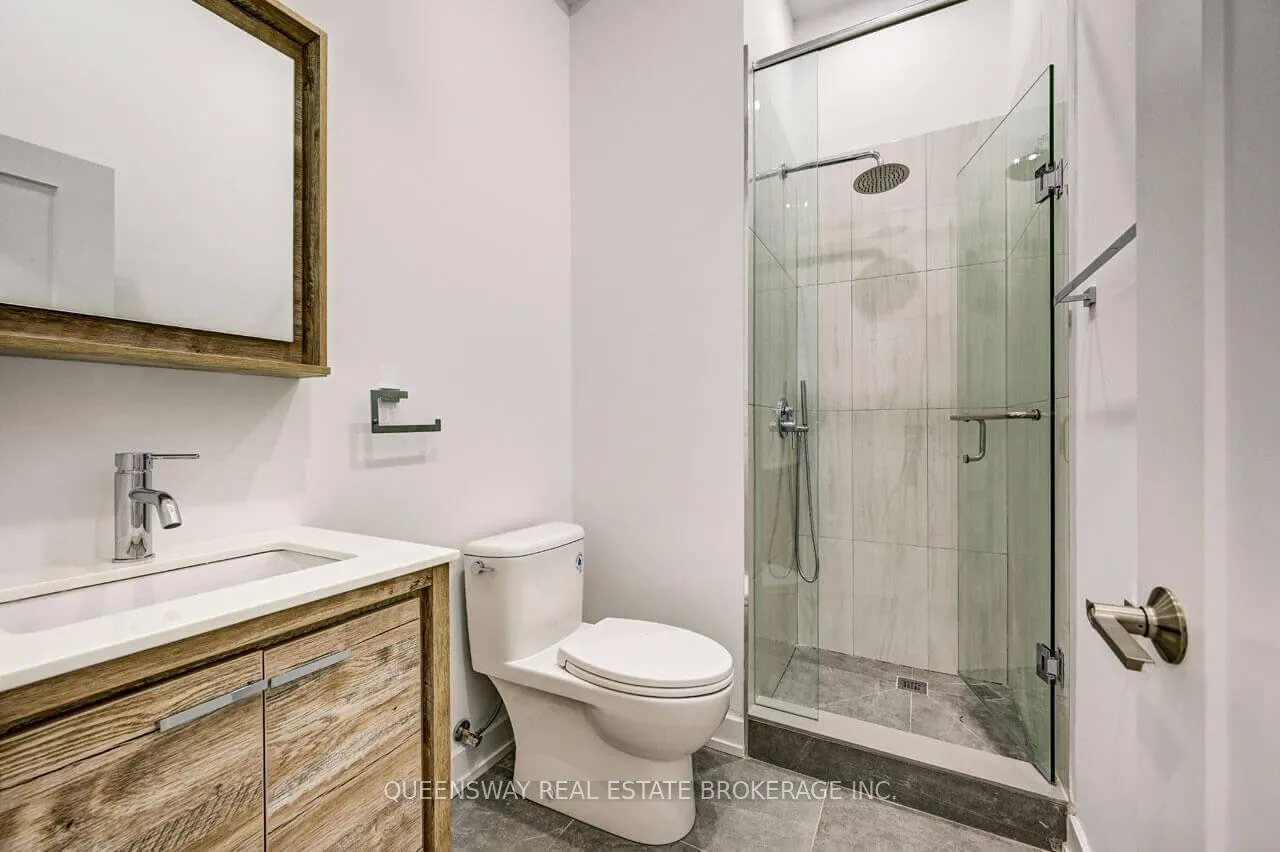 Photo 9 of Unit Lower, 93 Lake Crescent, Etobicoke, Mimico — HOMEH