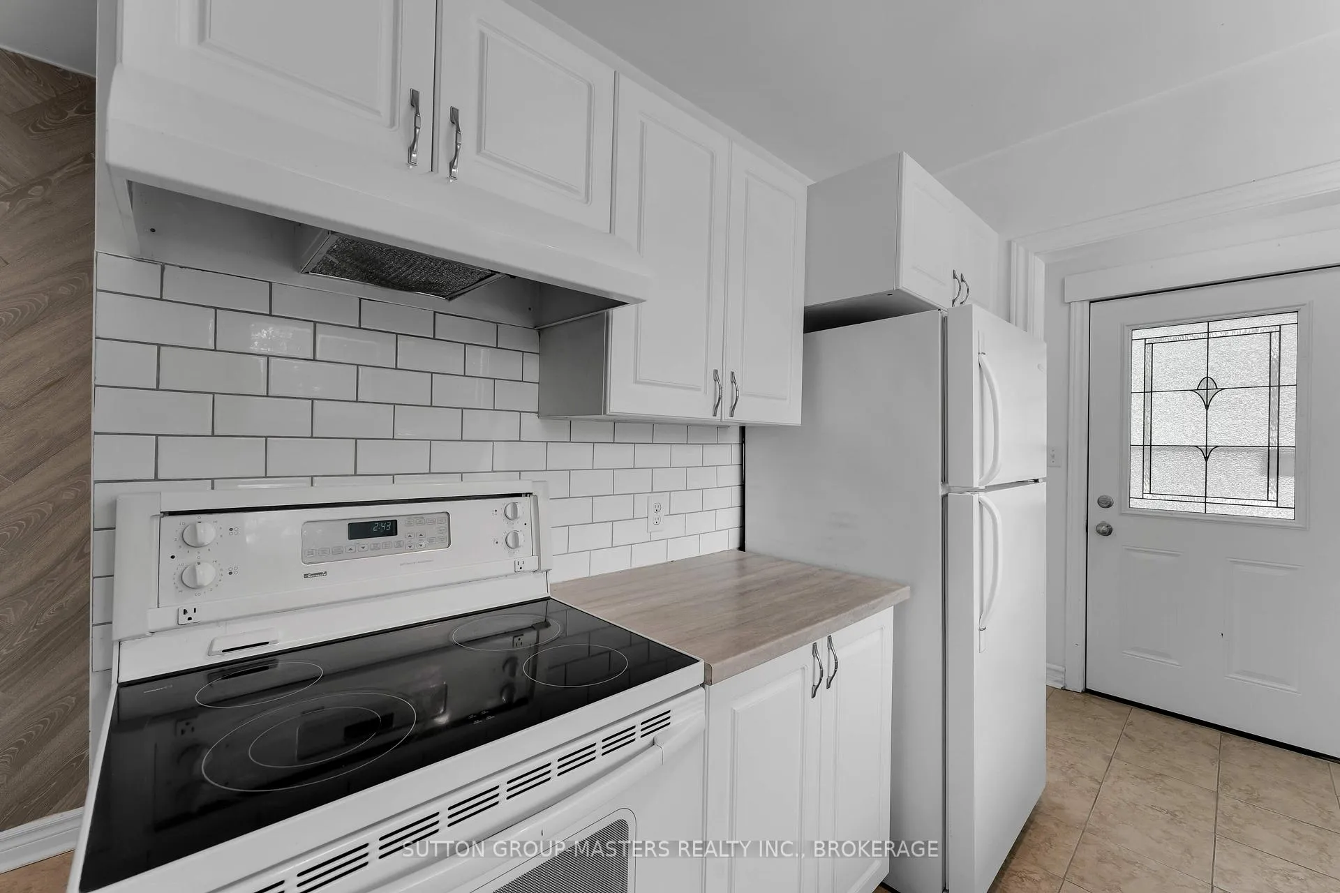 Photo 6 of 40 Crescent Drive, Kingston, City Southwest — HOMEH