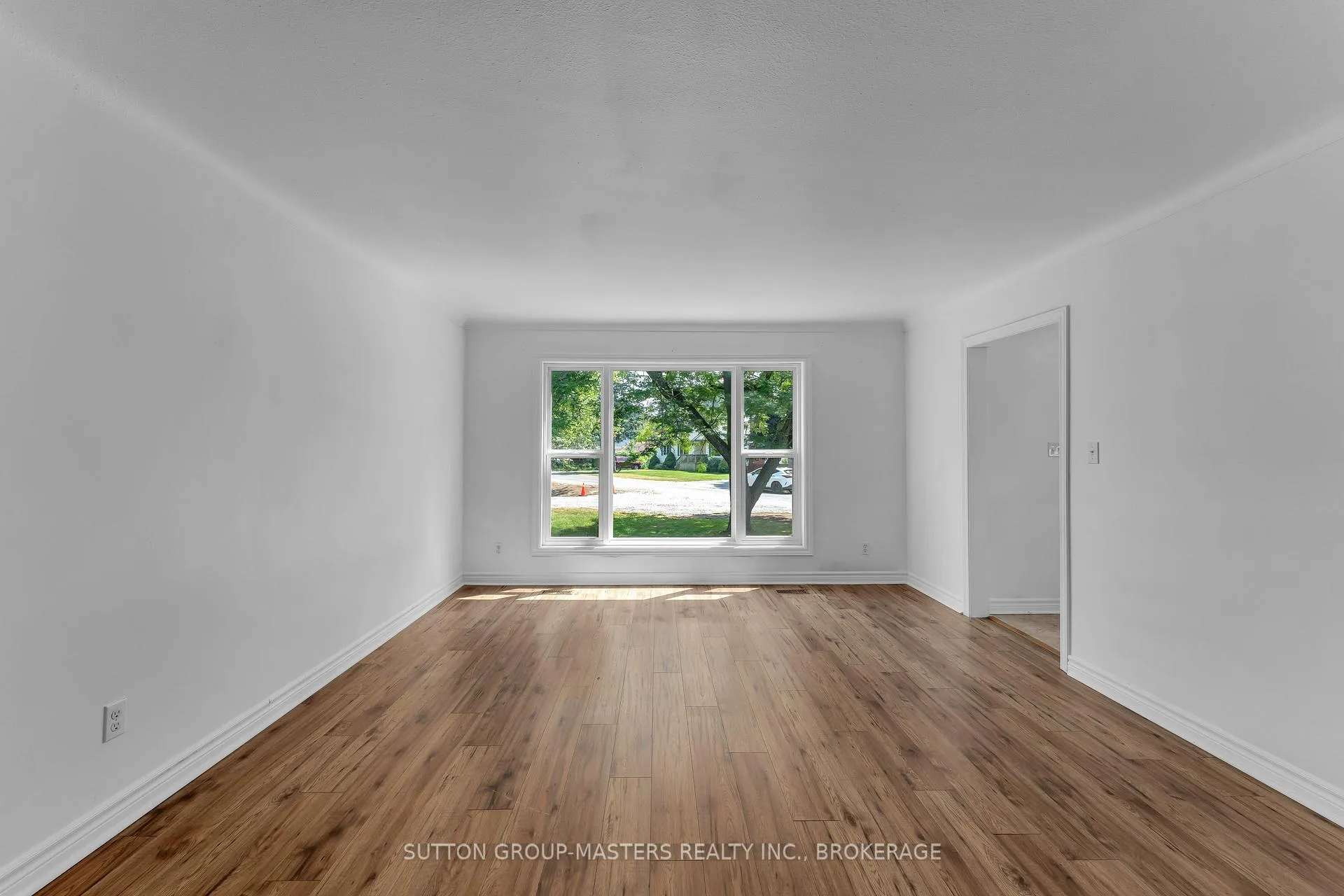 Photo 11 of 40 Crescent Drive, Kingston, City Southwest — HOMEH