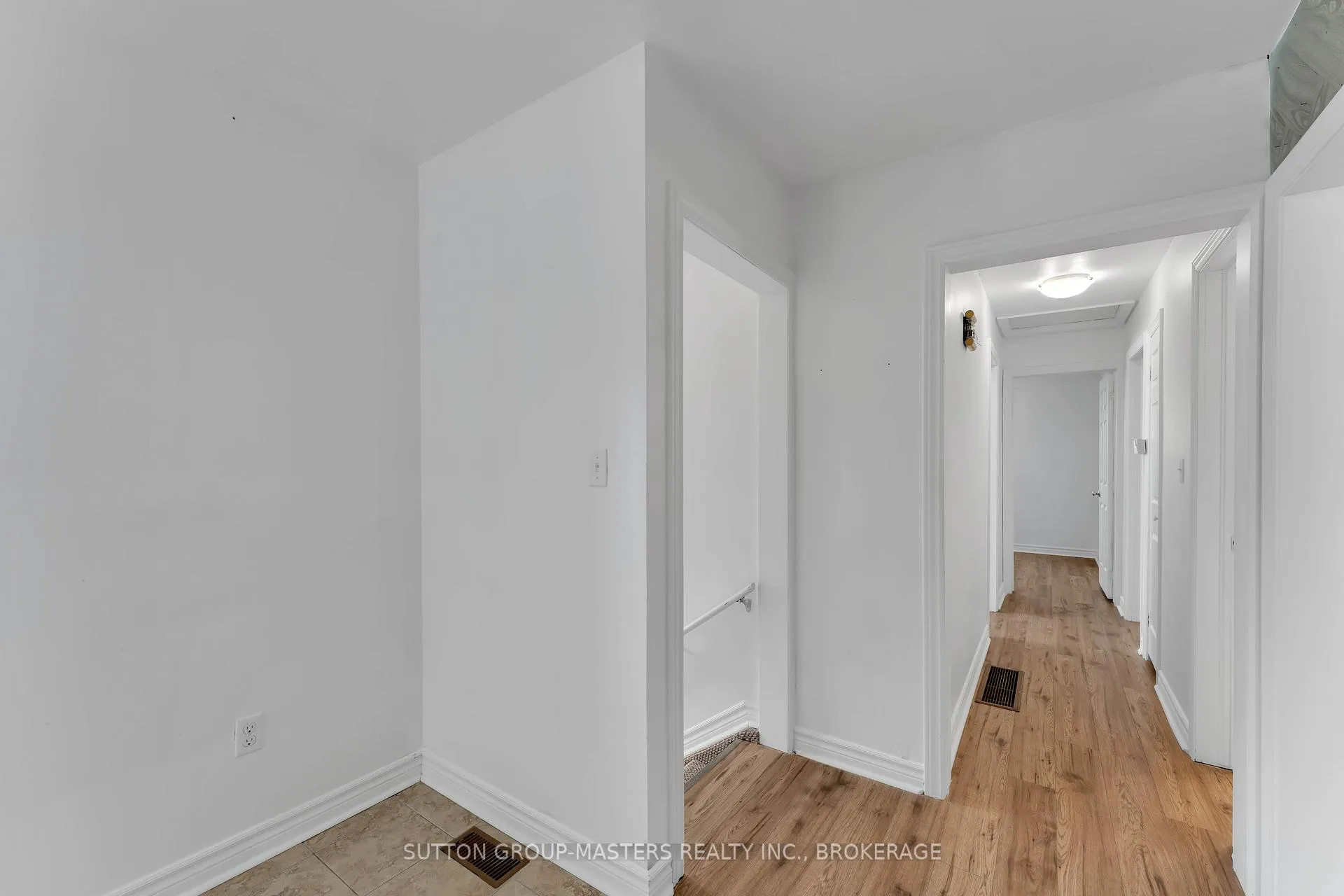 Photo 13 of 40 Crescent Drive, Kingston, City Southwest — HOMEH