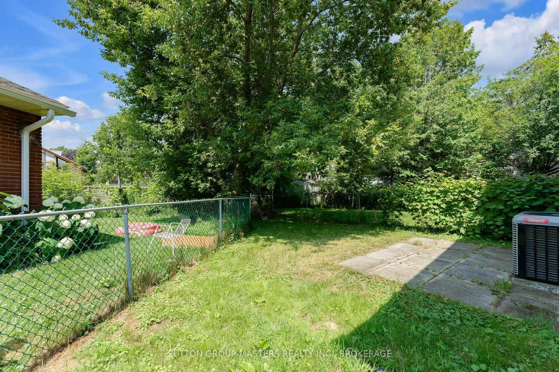 Photo 33 of 40 Crescent Drive, Kingston, City Southwest — HOMEH