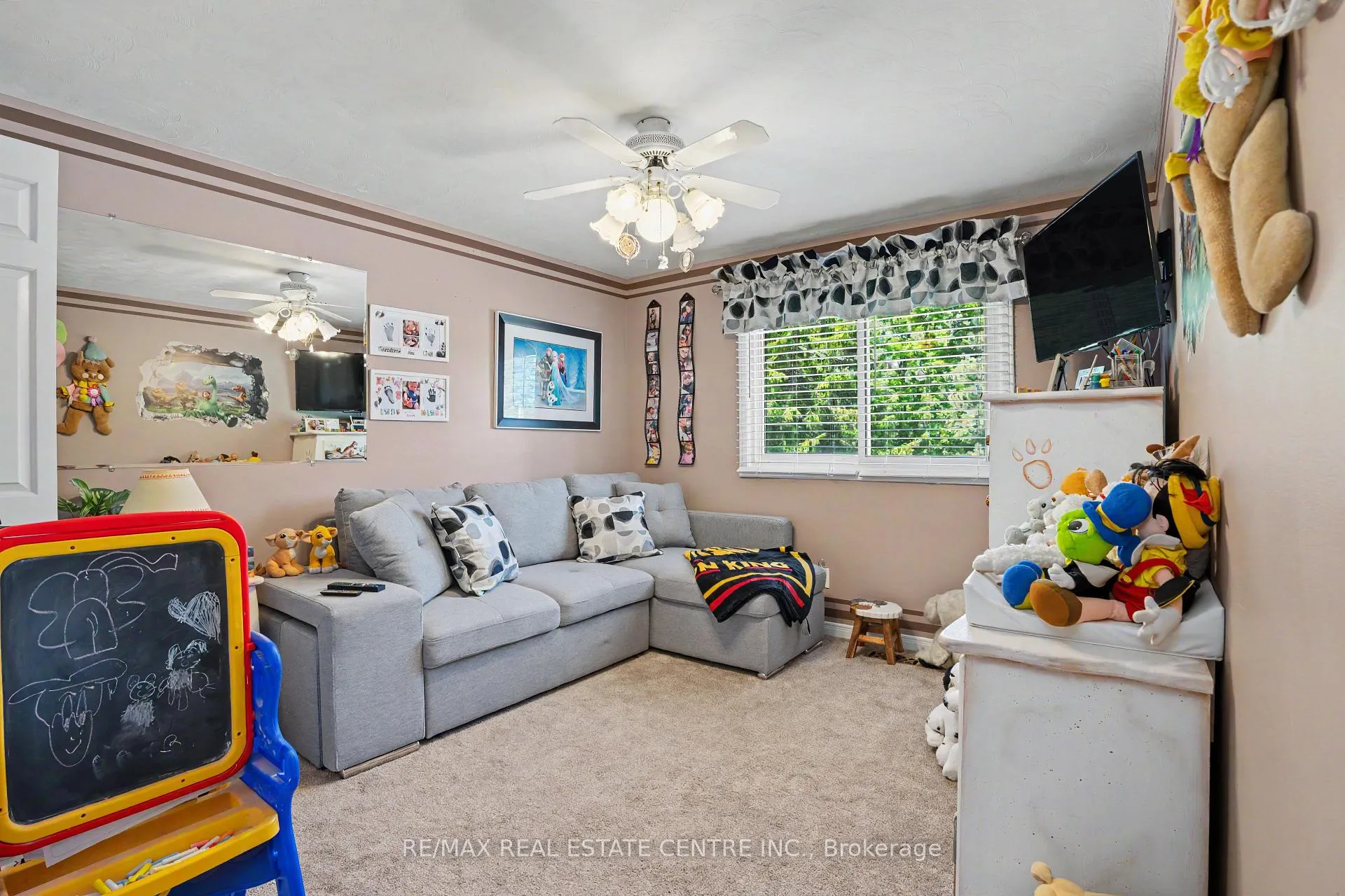 Photo 25 of 7361 Harte Circle, Niagara Falls, Casey — HOMEH