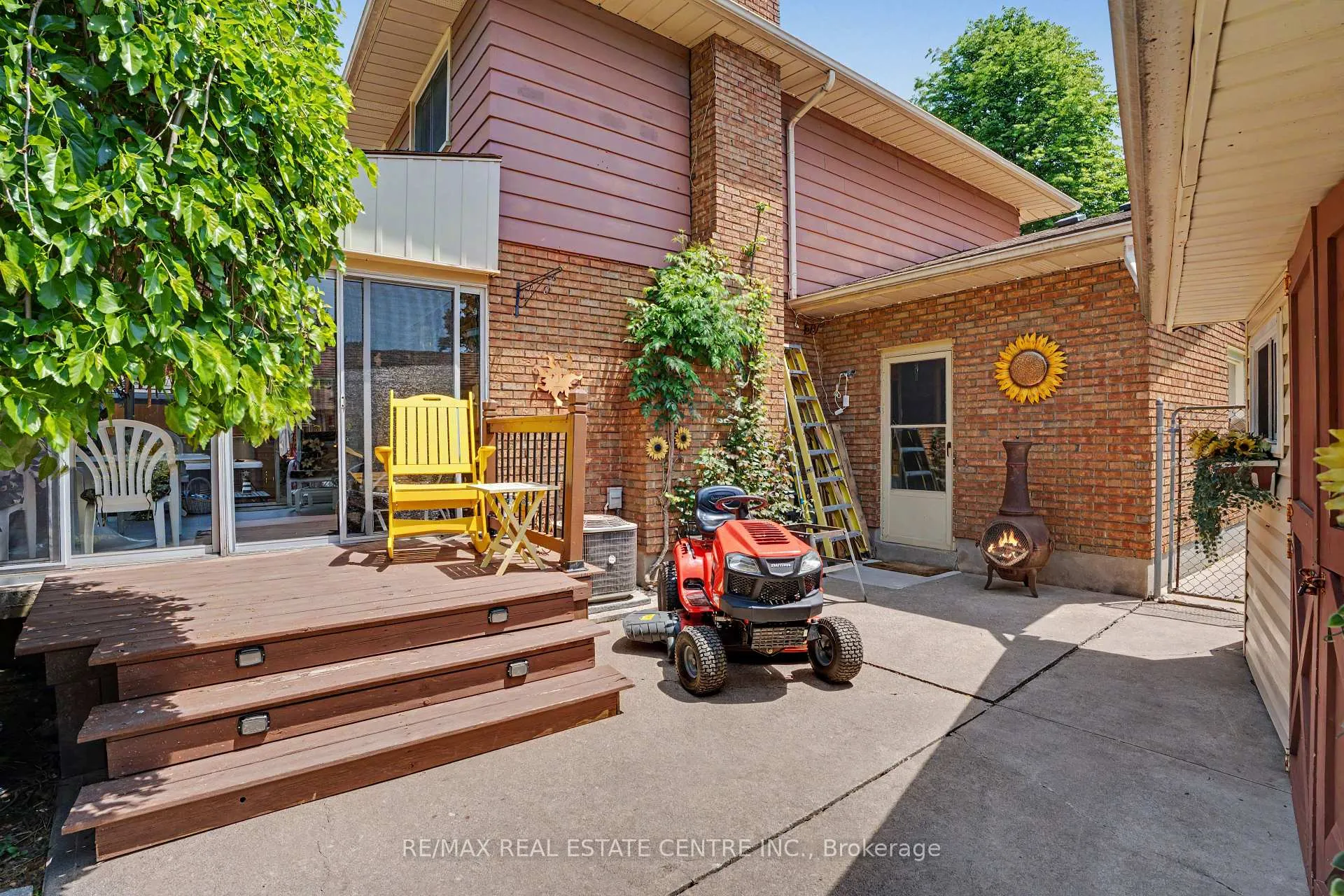 Photo 31 of 7361 Harte Circle, Niagara Falls, Casey — HOMEH