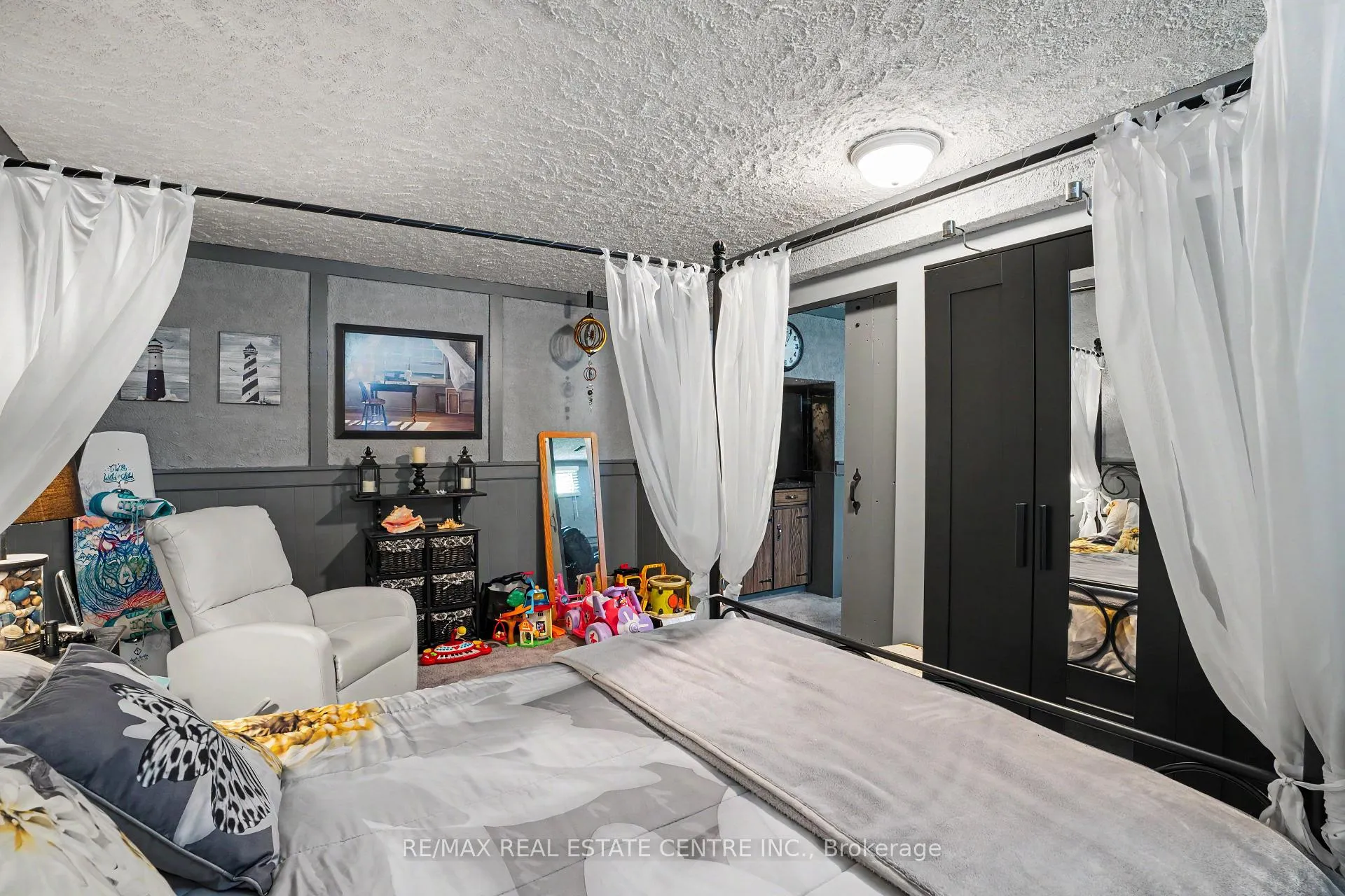 Photo 46 of 7361 Harte Circle, Niagara Falls, Casey — HOMEH
