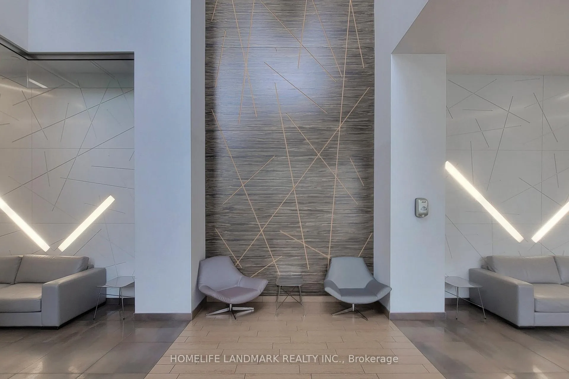 Photo 4 of Unit 810, 325 South Park Road, Markham, Commerce Valley — HOMEH