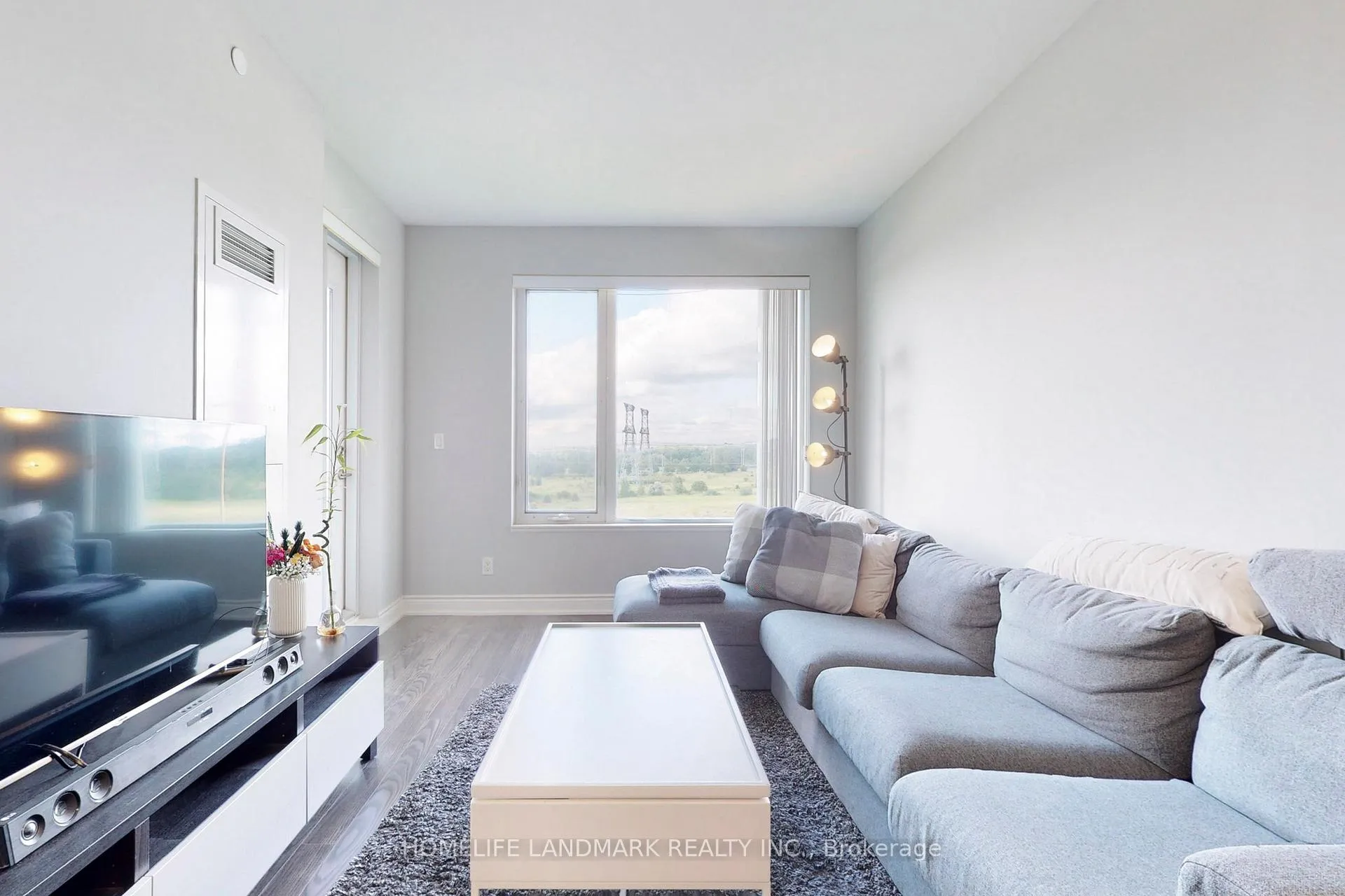 Photo 11 of Unit 810, 325 South Park Road, Markham, Commerce Valley — HOMEH