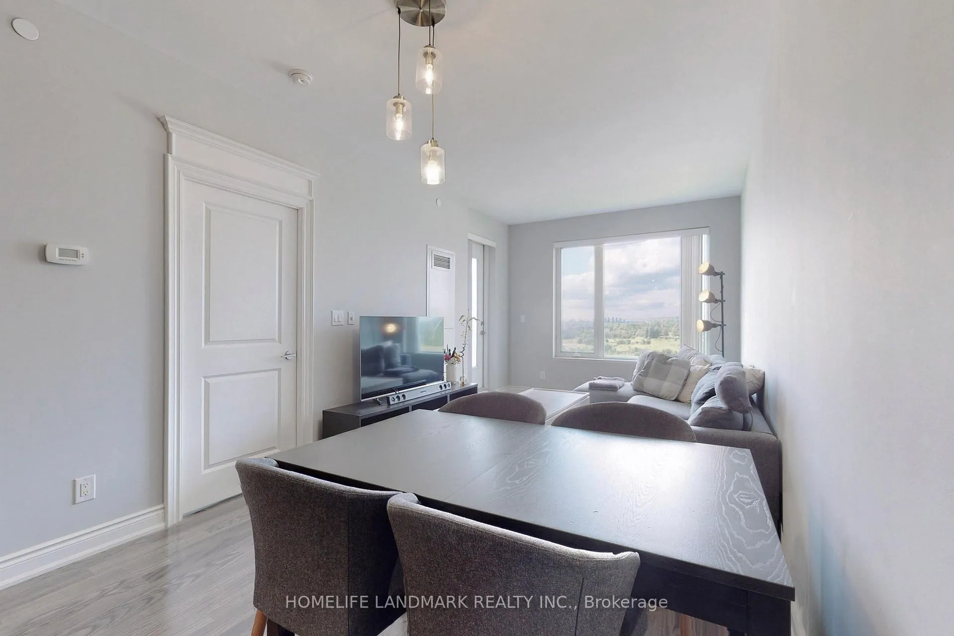 Photo 17 of Unit 810, 325 South Park Road, Markham, Commerce Valley — HOMEH