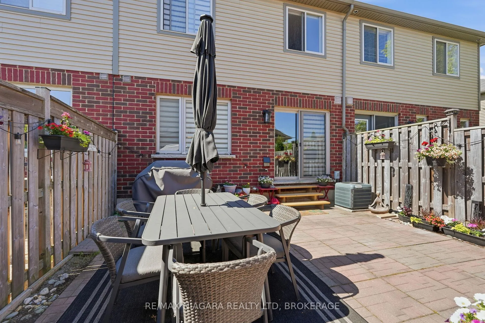 Photo 42 of 49 Cedar Street, Grimsby, Grimsby West — HOMEH