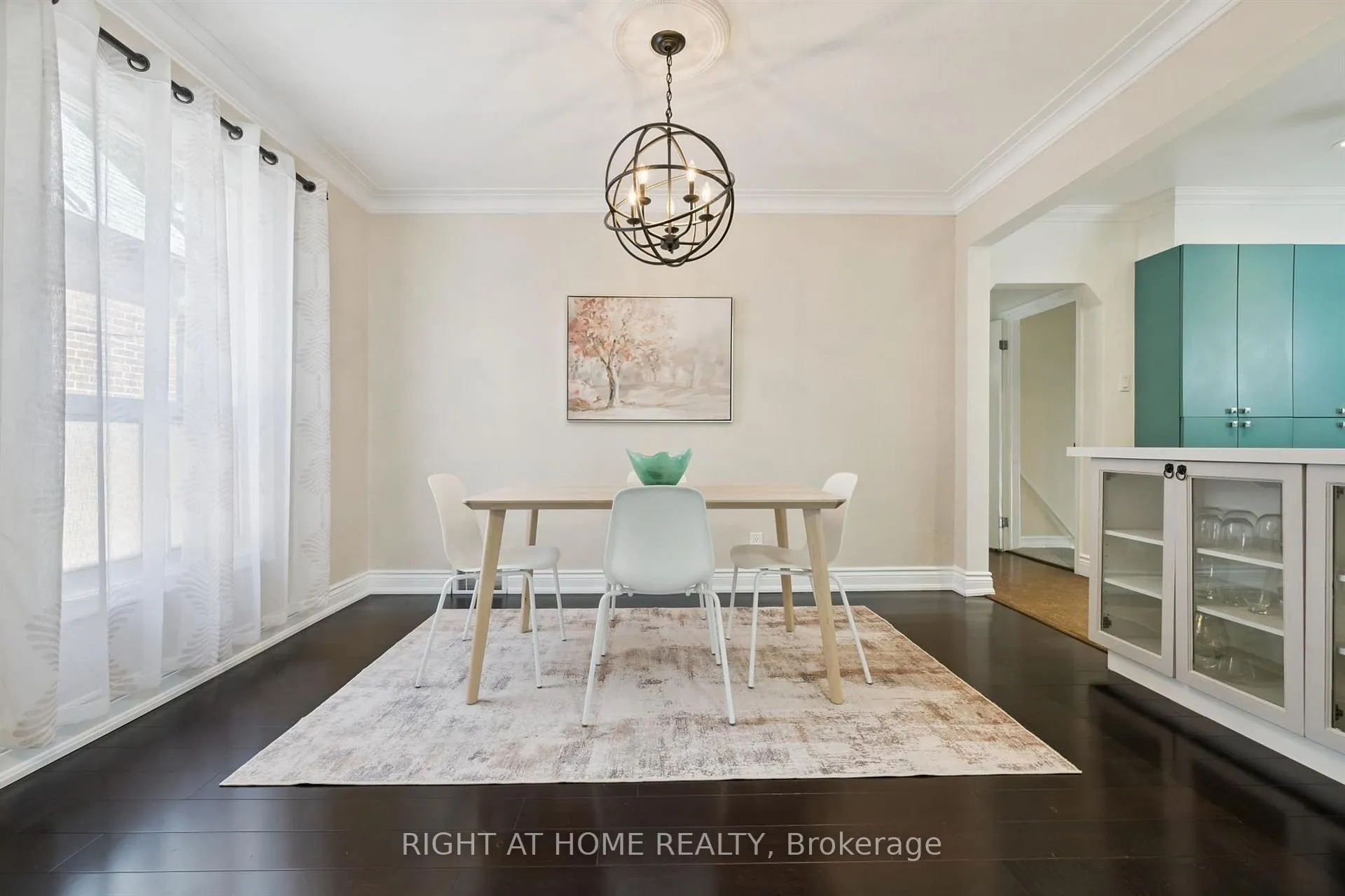 Photo 8 of 33 South Kingsway, Toronto, High Park-Swansea — HOMEH