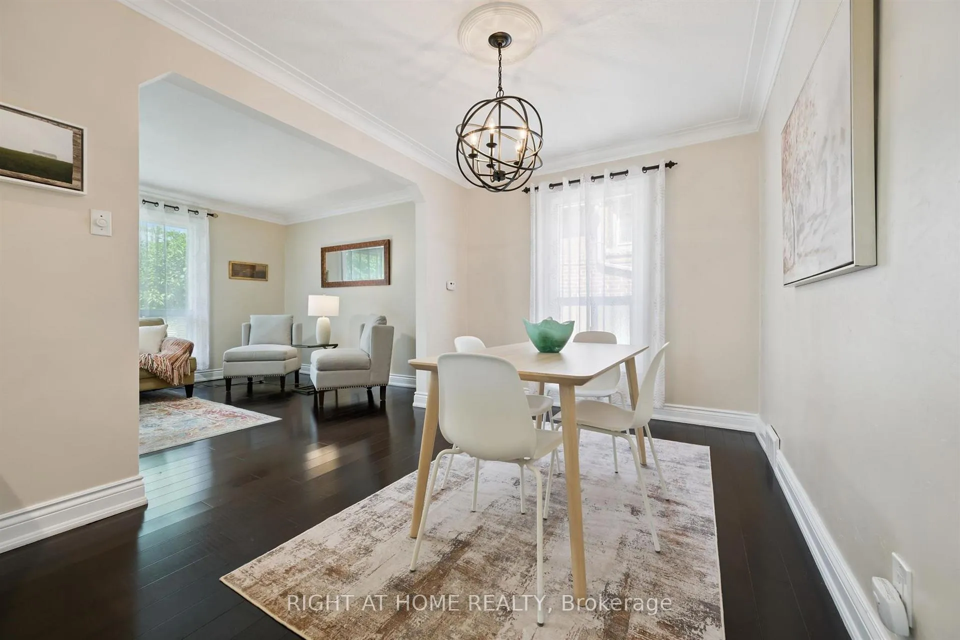 Photo 10 of 33 South Kingsway, Toronto, High Park-Swansea — HOMEH