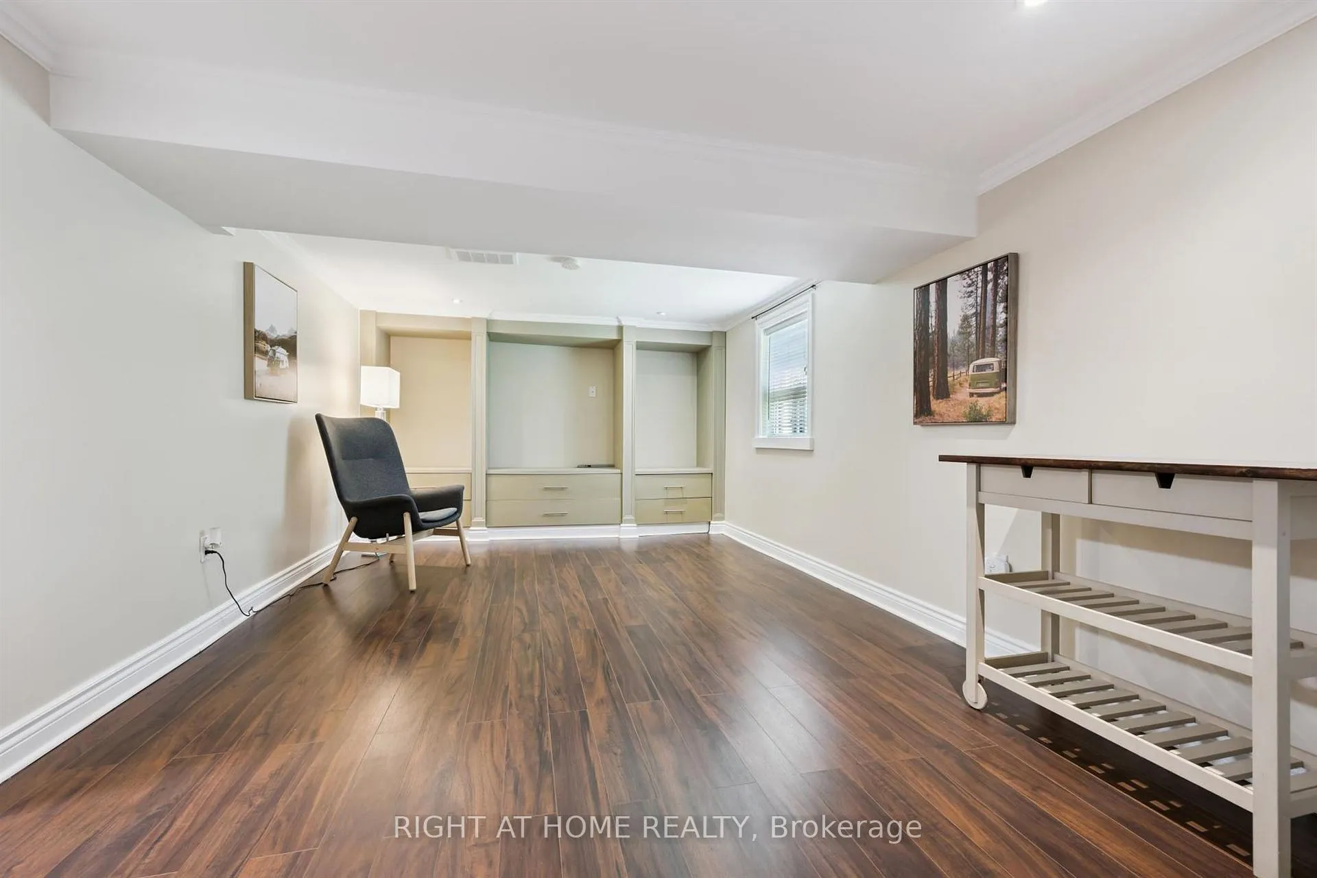 Photo 22 of 33 South Kingsway, Toronto, High Park-Swansea — HOMEH